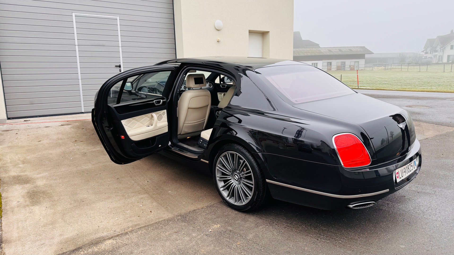BENTLEY 6.0 V12 Speed-image-0