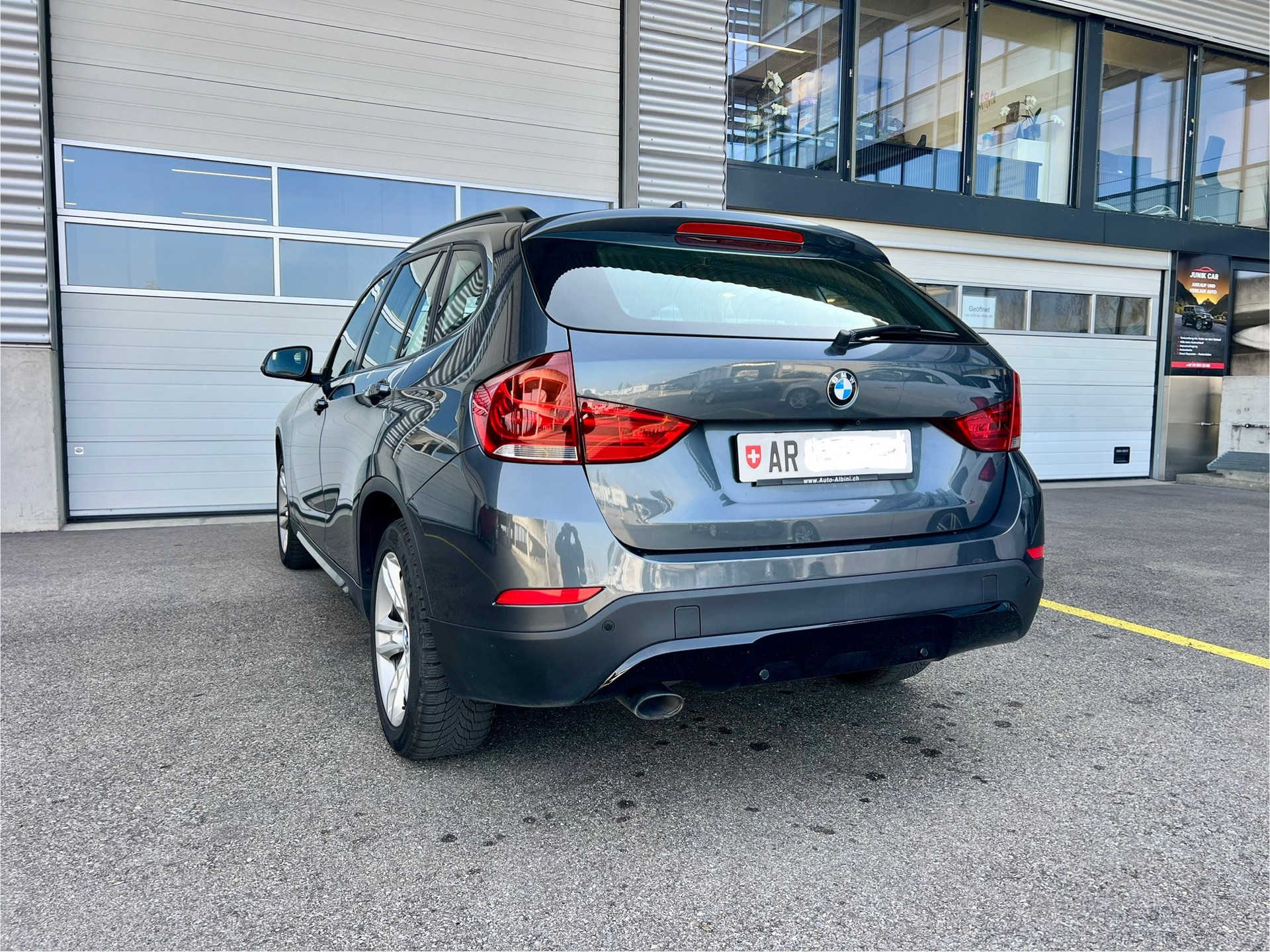 BMW X1 xDrive 25d Steptronic-image-5