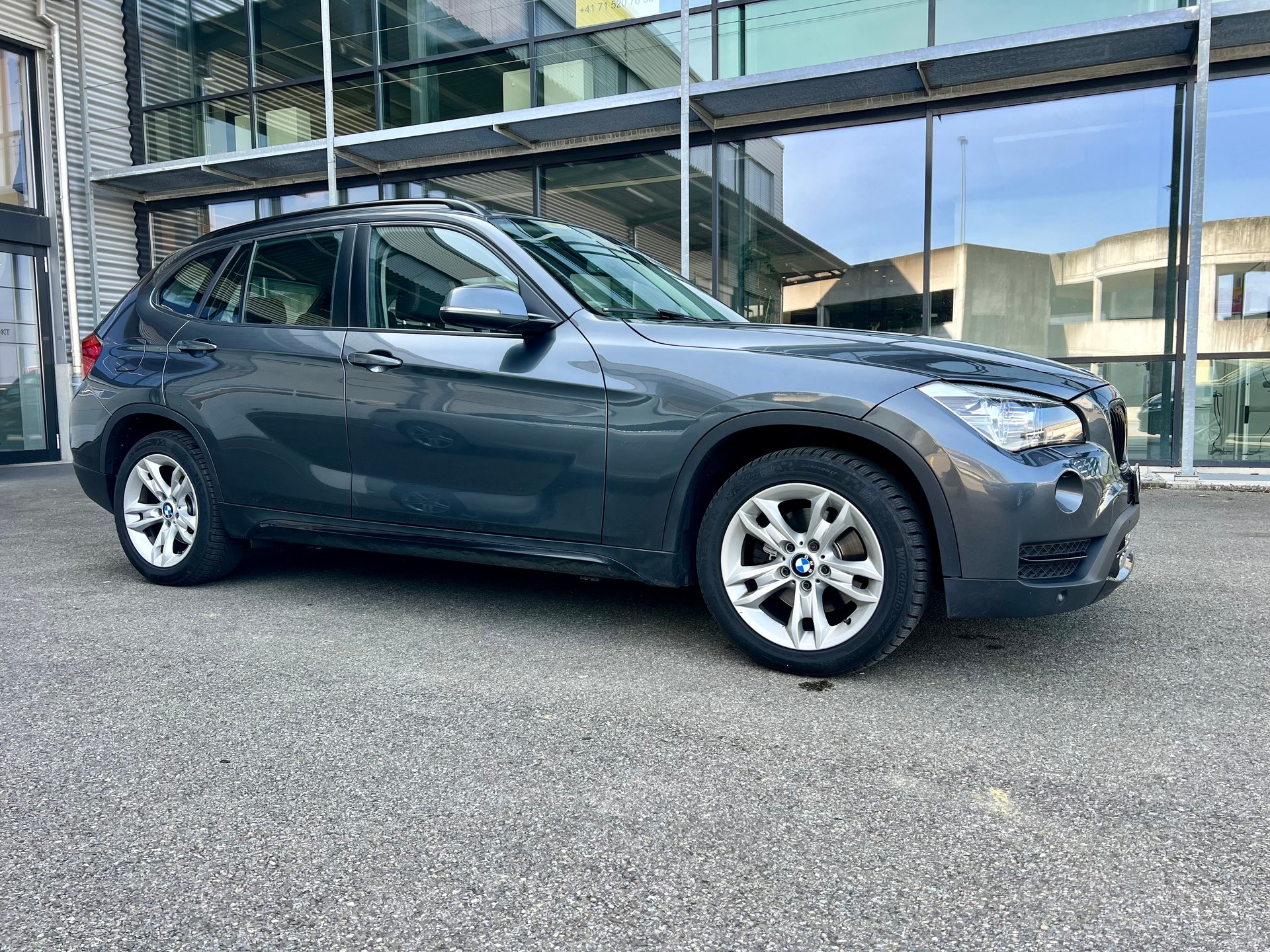 BMW X1 xDrive 25d Steptronic-image-1