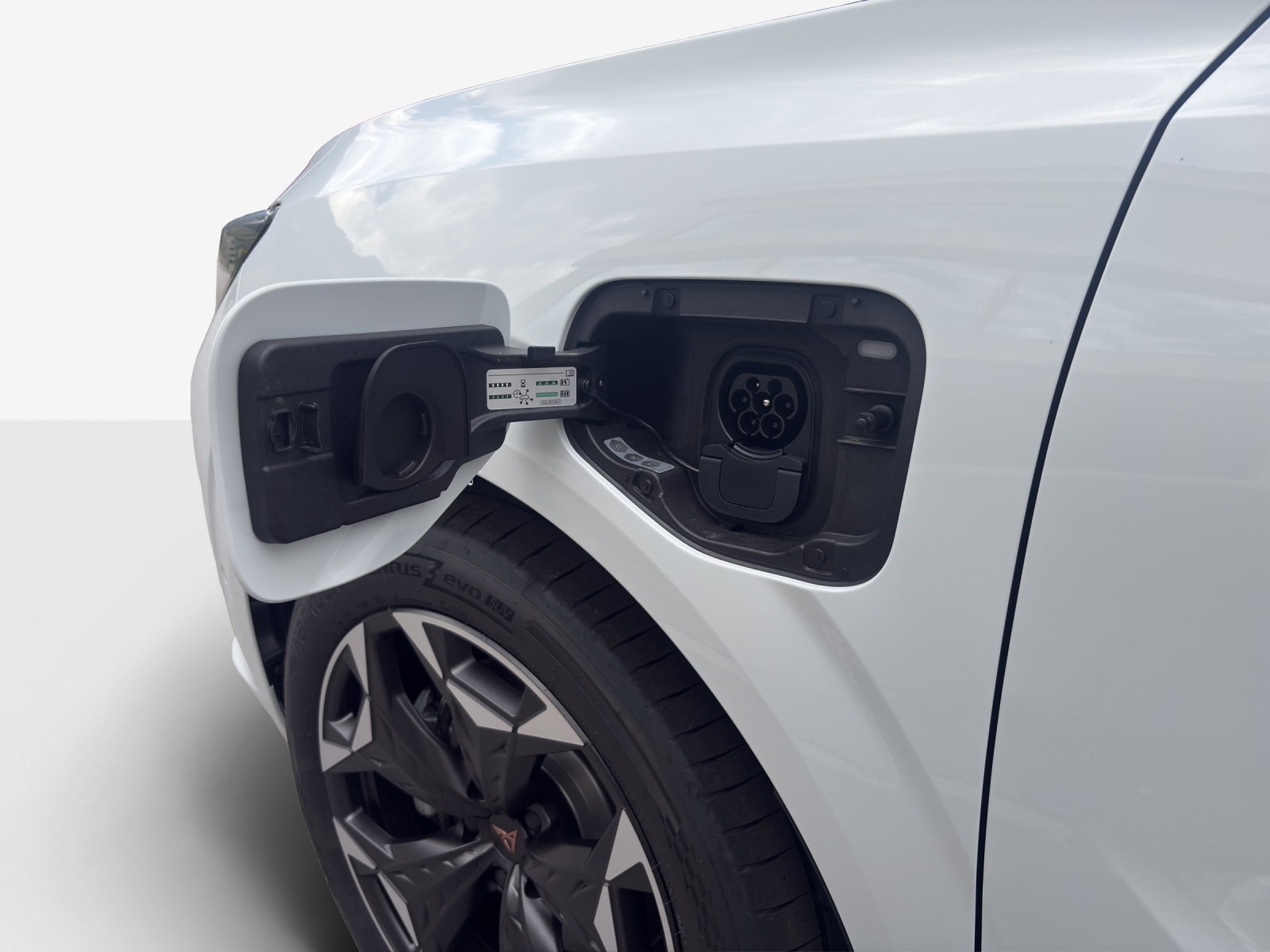 CUPRA Terramar 1.5 eHybrid DSG-image-15