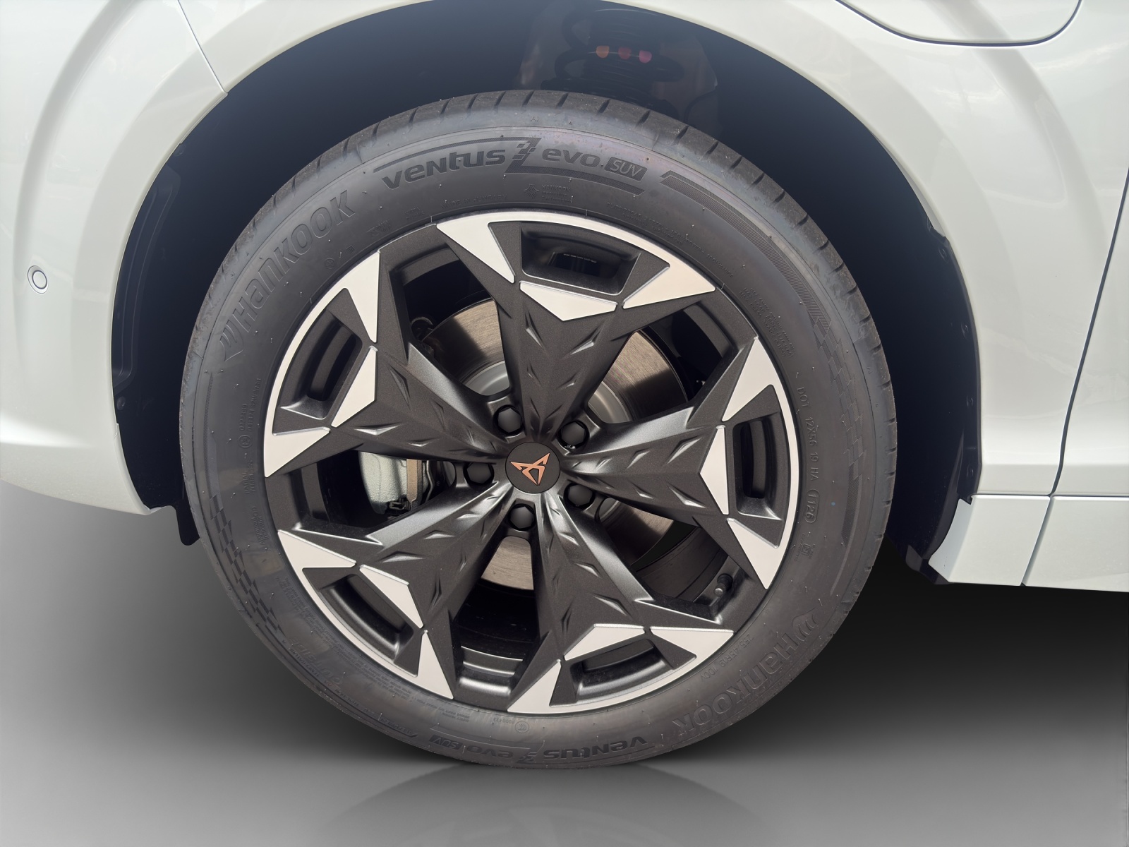CUPRA Terramar 1.5 eHybrid DSG-image-14