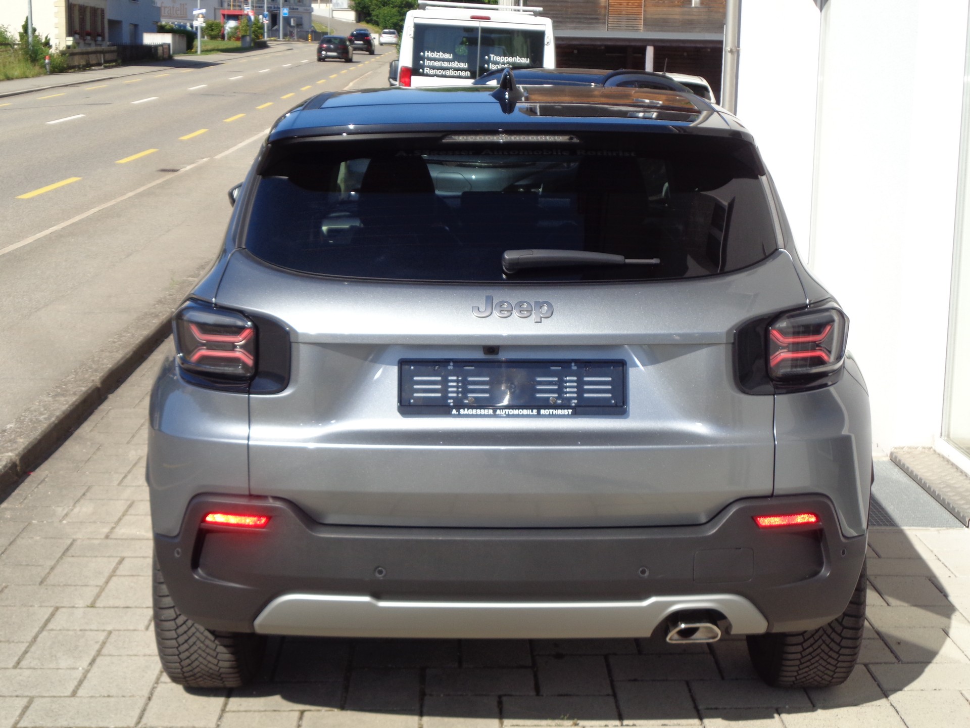JEEP Avenger 1.2 Turbo MHEV Summit-image-5