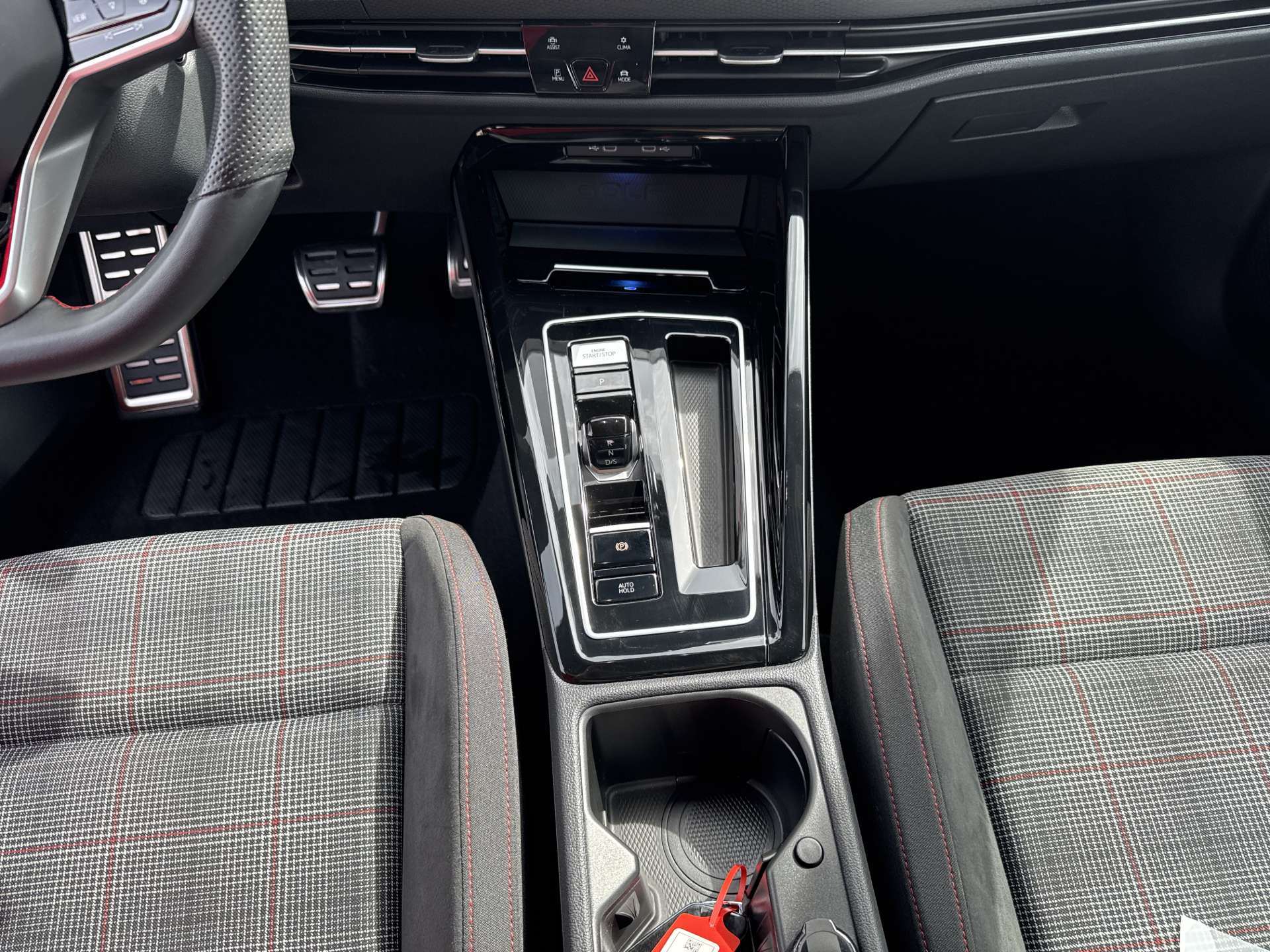 VW Golf 2.0 TSi GTi DSG-Automat 245PS-image-11