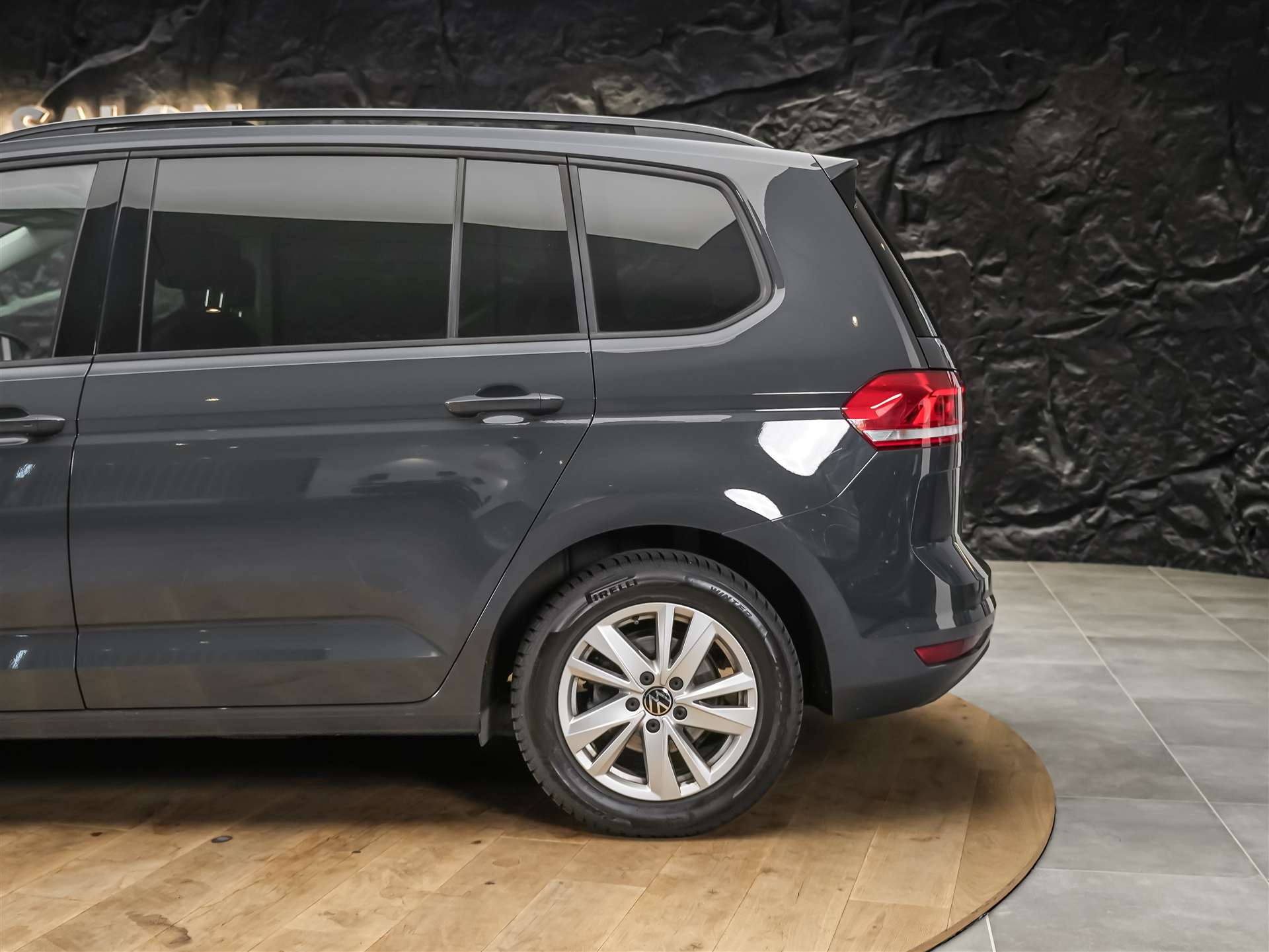 VW Touran 1.5 TSI EVO Comfortline DSG *7 Plätzer*Panorama*Dynaudio Soundsystem*Abstandsregler*-image-19