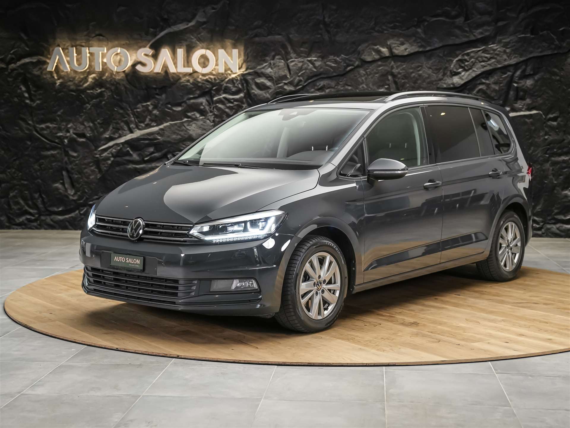 VW Touran 1.5 TSI EVO Comfortline DSG *7 Plätzer*Panorama*Dynaudio Soundsystem*Abstandsregler*-image-1