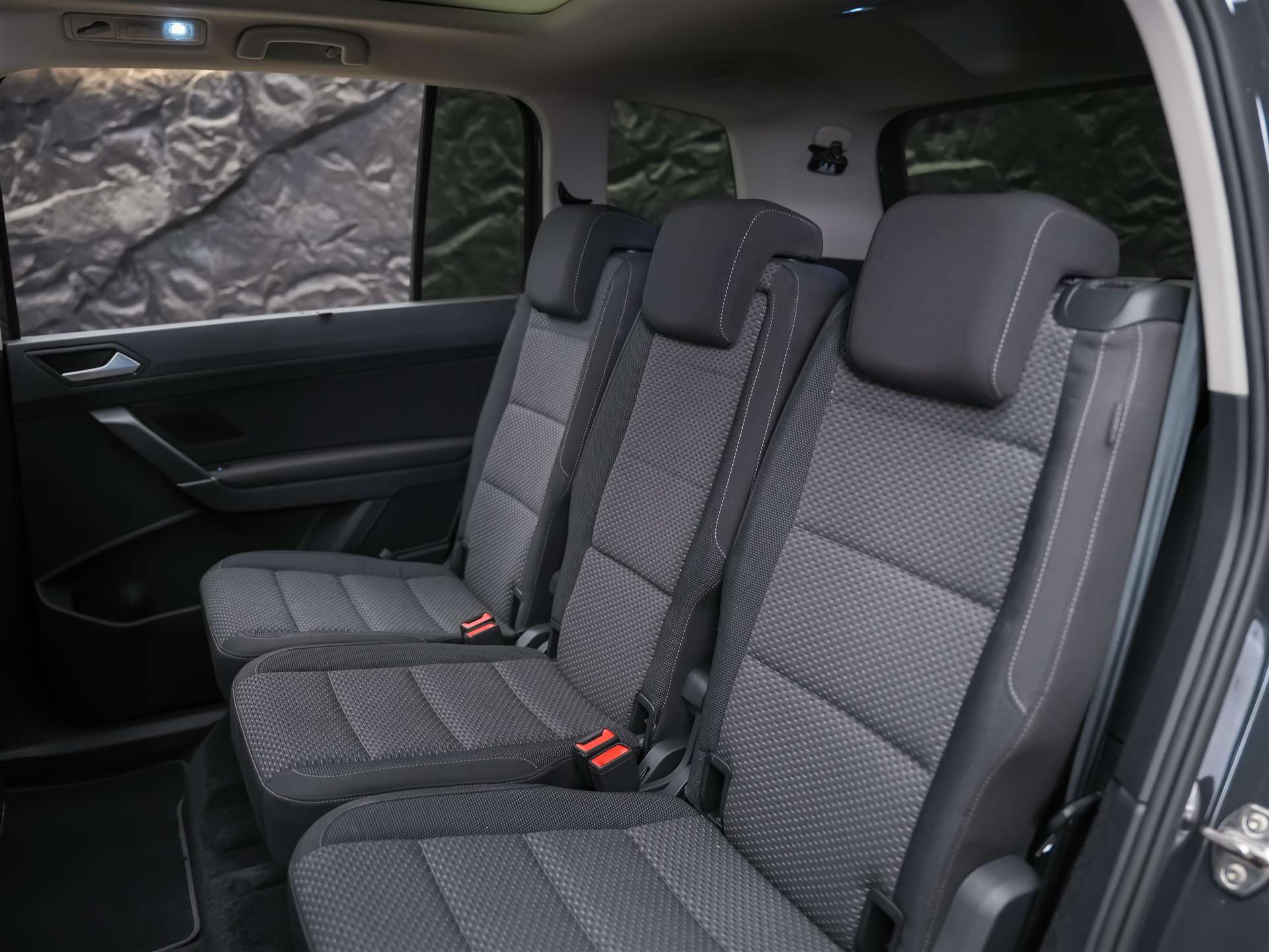VW Touran 1.5 TSI EVO Comfortline DSG *7 Plätzer*Panorama*Dynaudio Soundsystem*Abstandsregler*-image-13