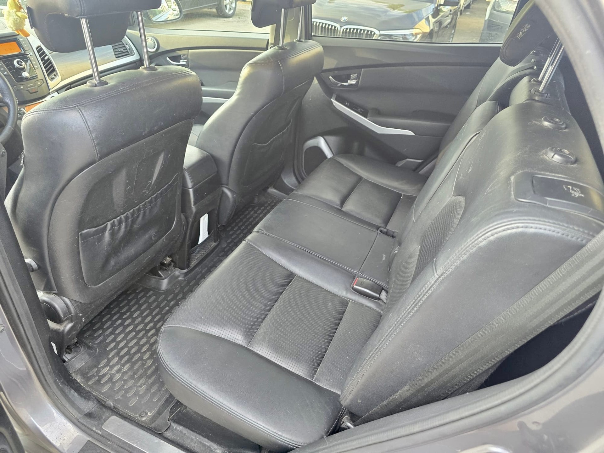 KGM-SsangYong Korando 2.0 e-XDI Quartz 4WD-image-12