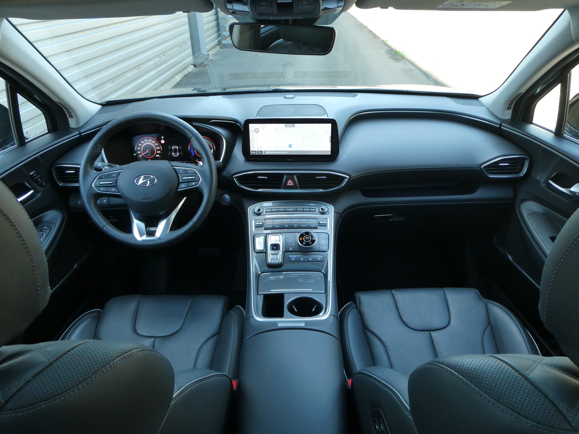 HYUNDAI Santa Fe 1.6 T-GDi HEV Vertex 4WD Automatic-image-13