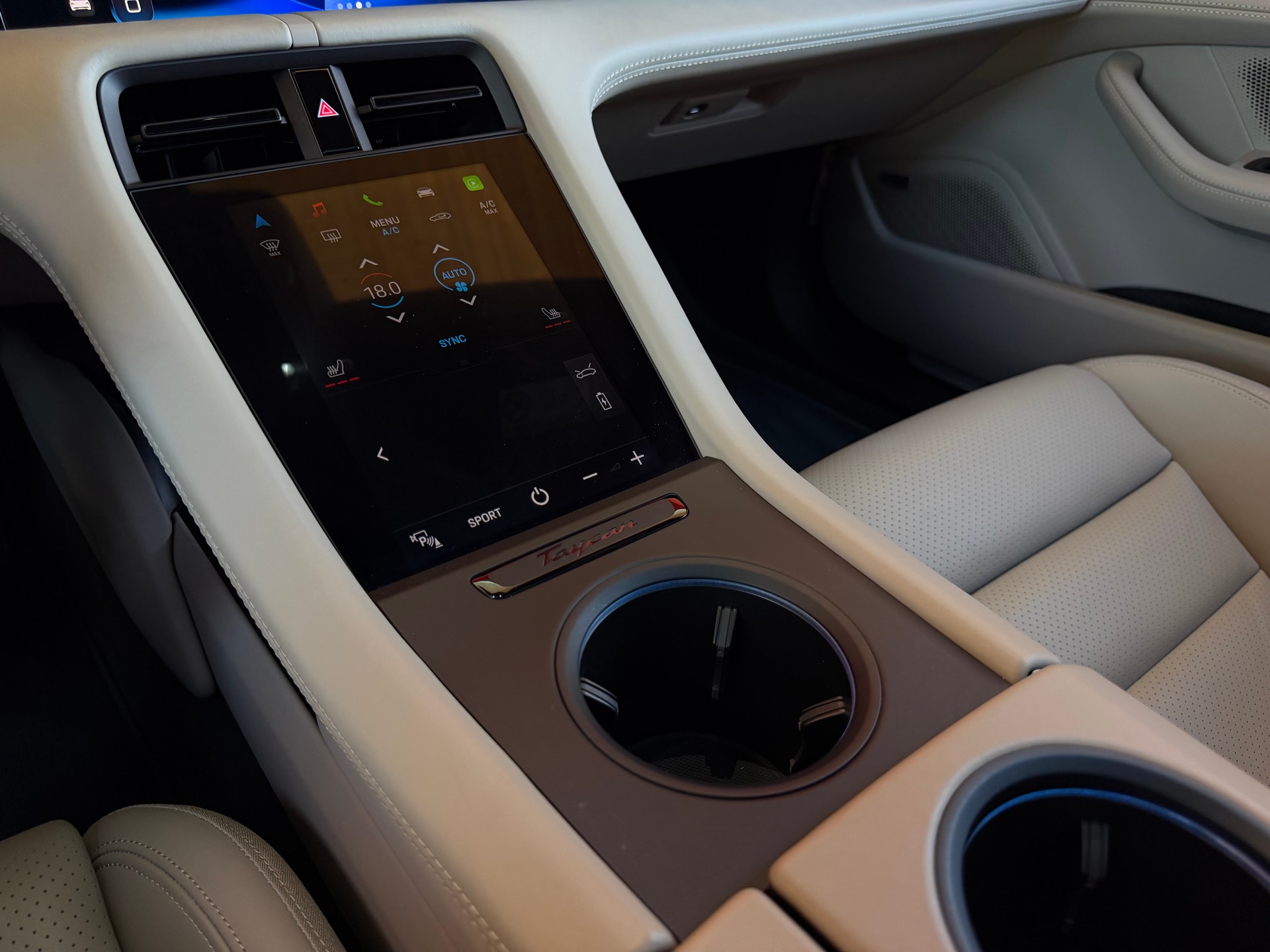 PORSCHE Taycan 4S Performance Battery Plus-image-10