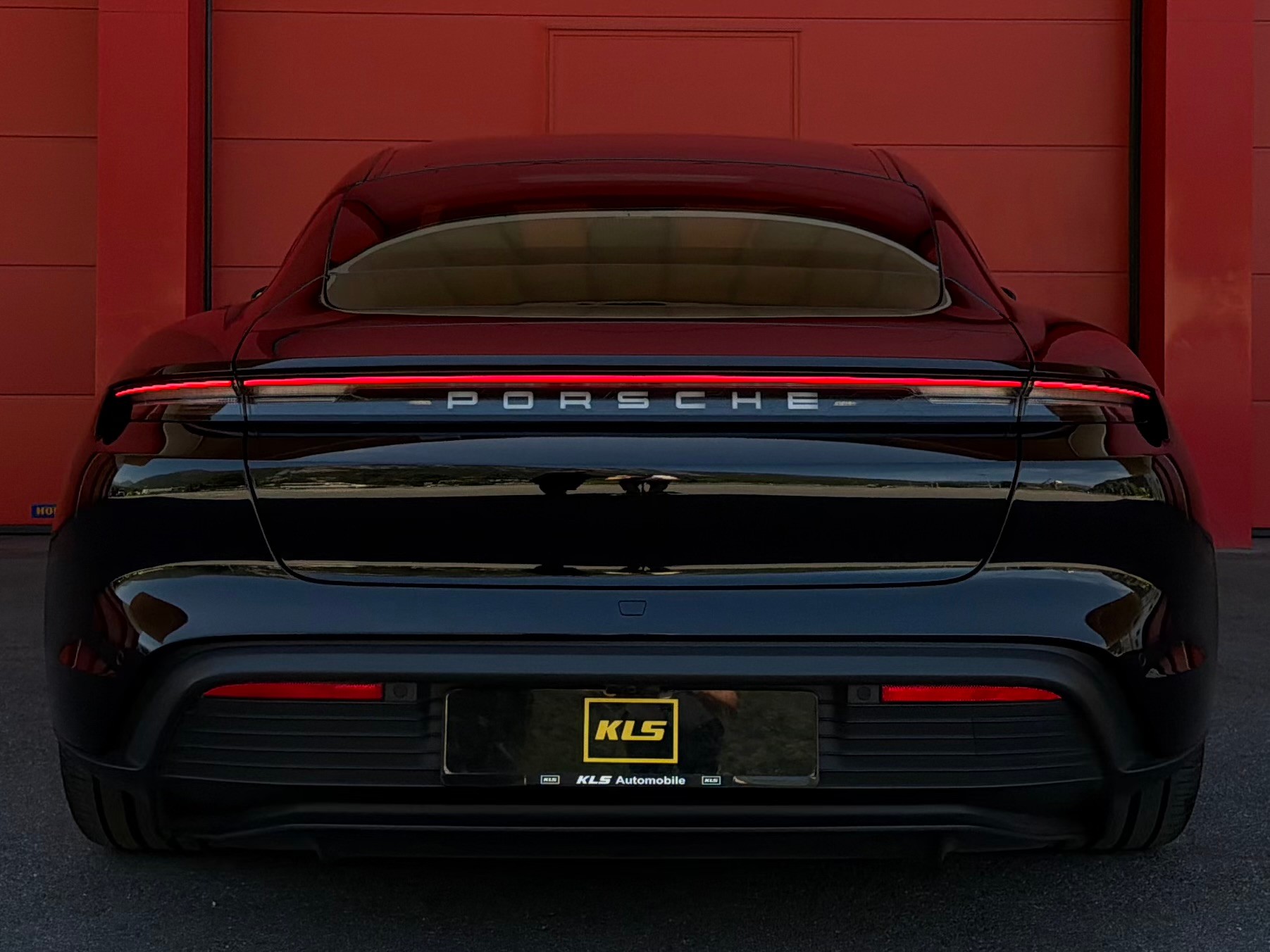 PORSCHE Taycan 4S Performance Battery Plus-image-4