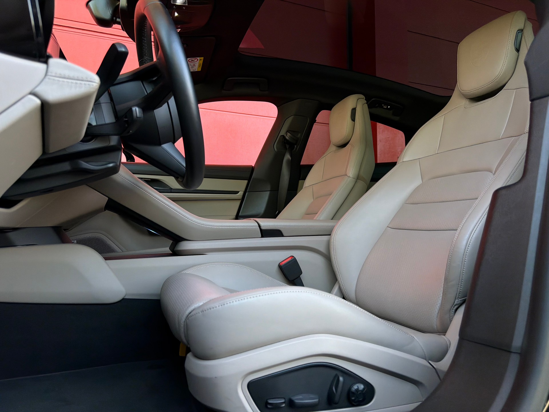 PORSCHE Taycan 4S Performance Battery Plus-image-12