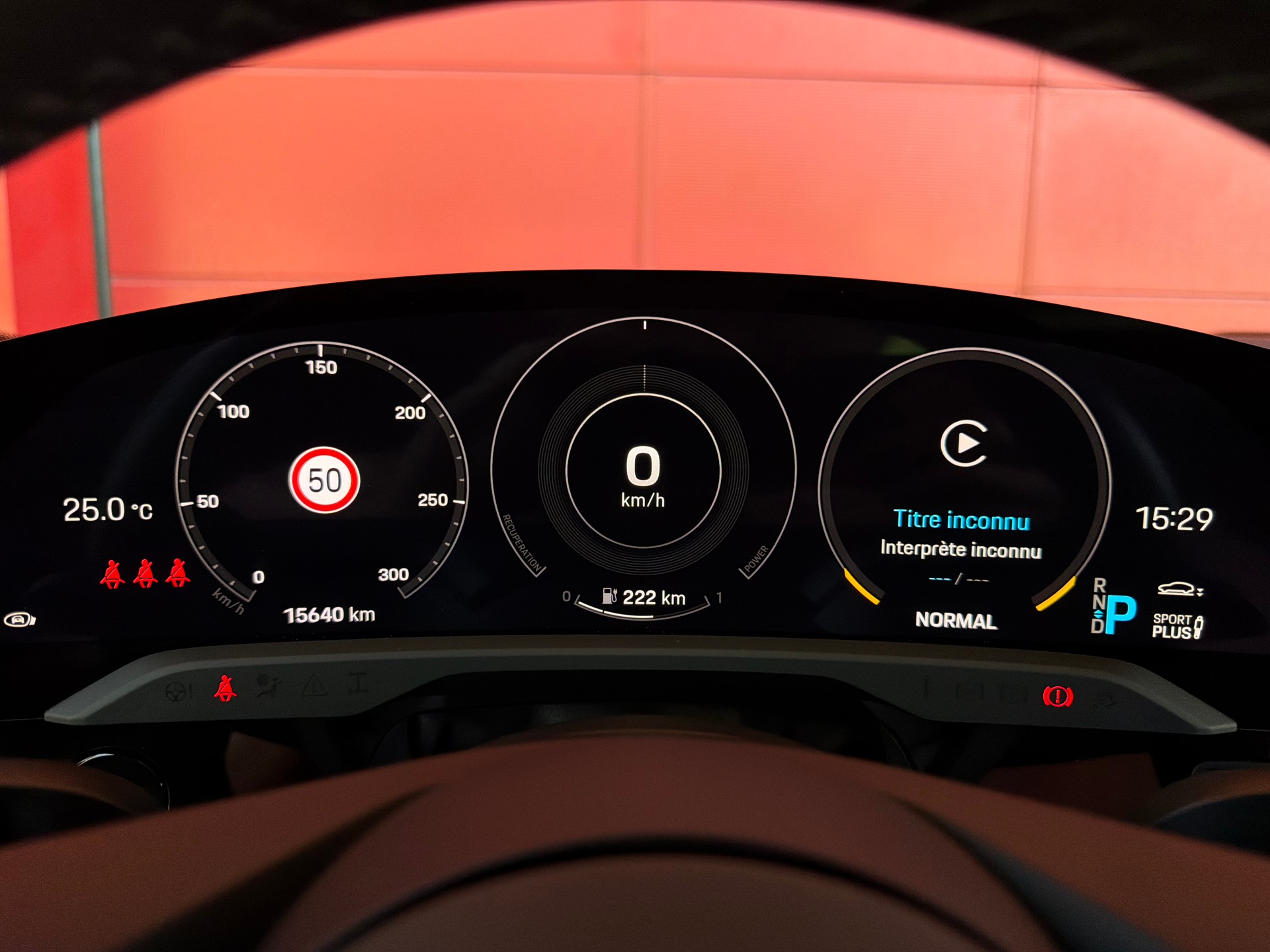 PORSCHE Taycan 4S Performance Battery Plus-image-9