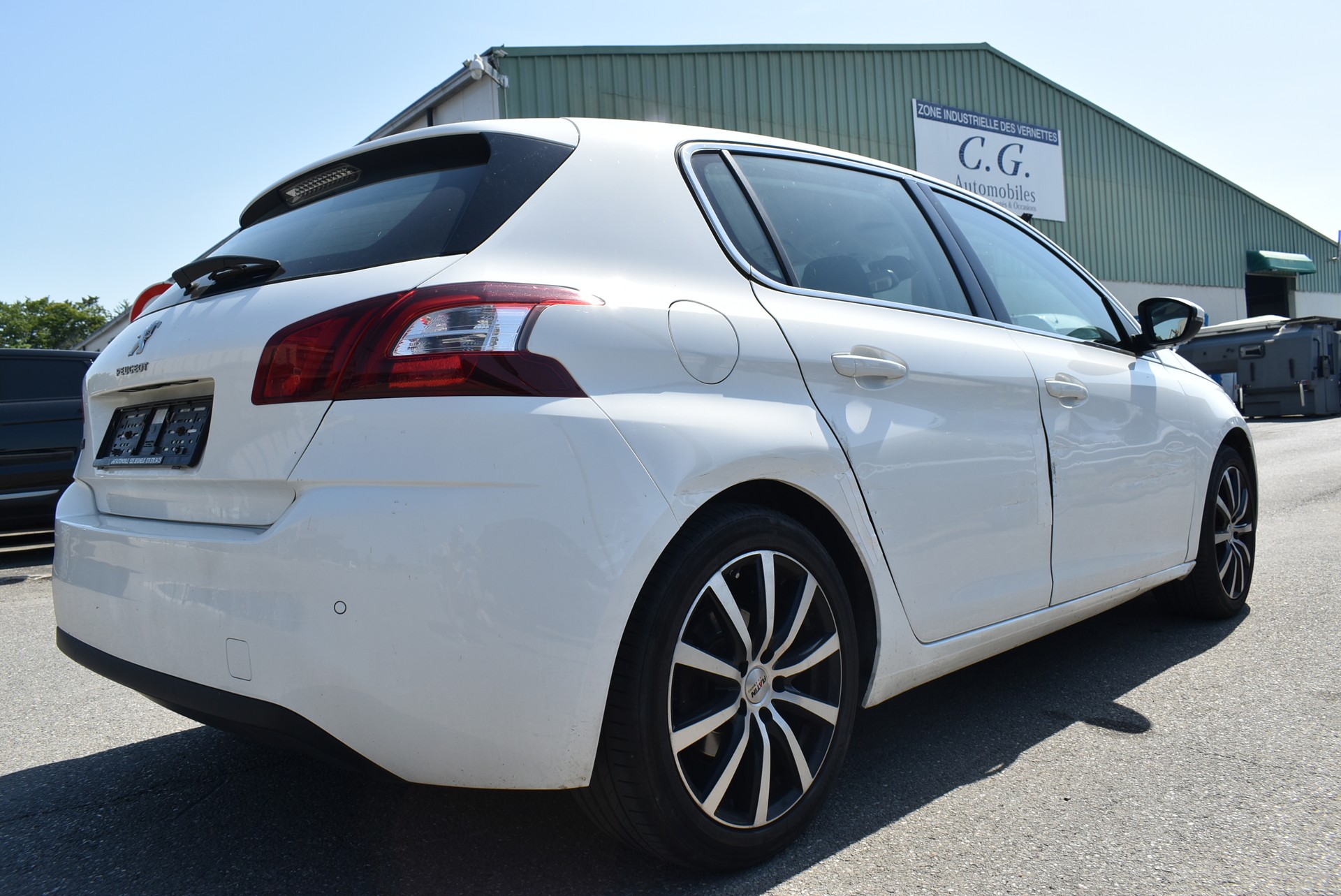 PEUGEOT 308 1.6 THP Allure-image-6
