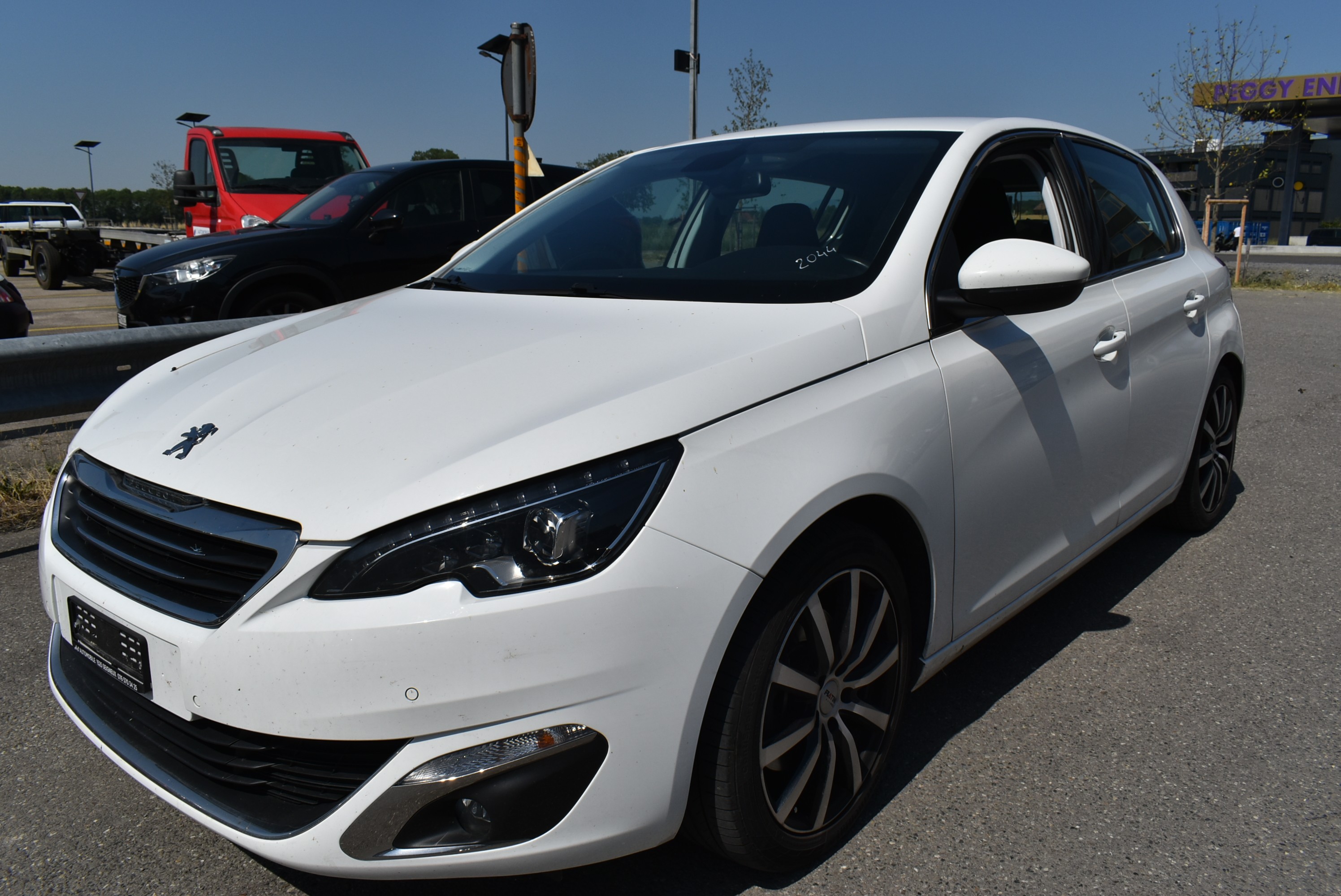 Car photo