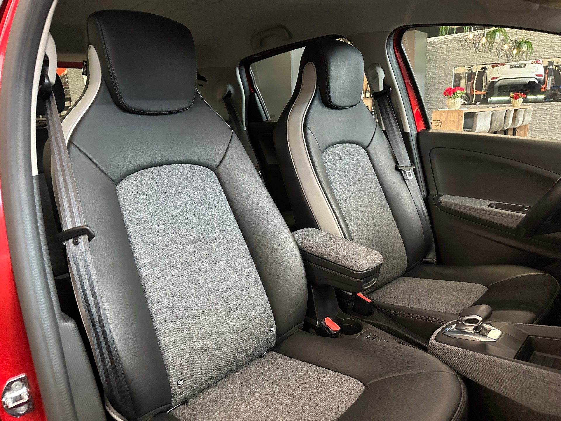 RENAULT Zoe Intens R135 (incl. Batterie)-image-18