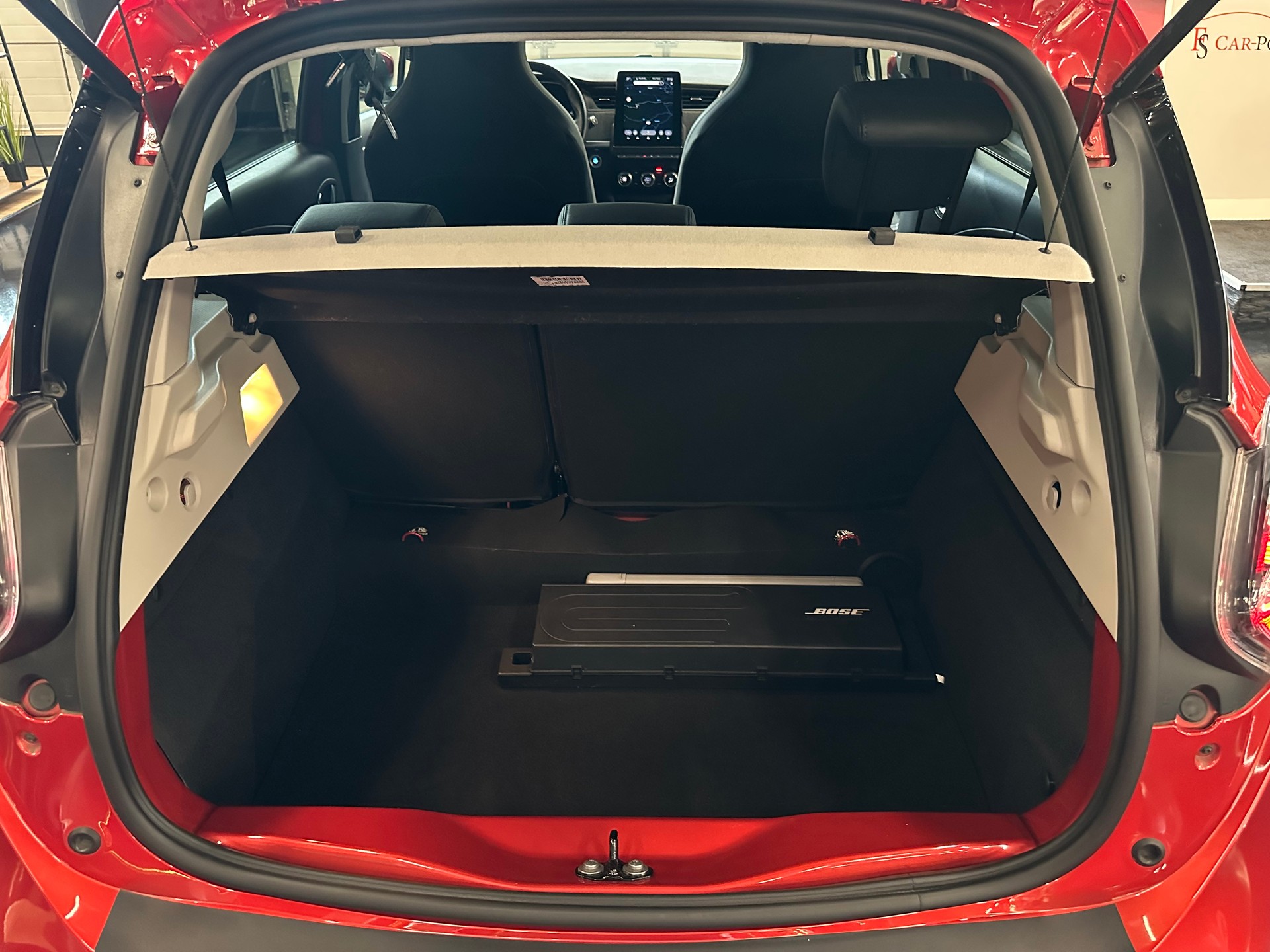 RENAULT Zoe Intens R135 (incl. Batterie)-image-21