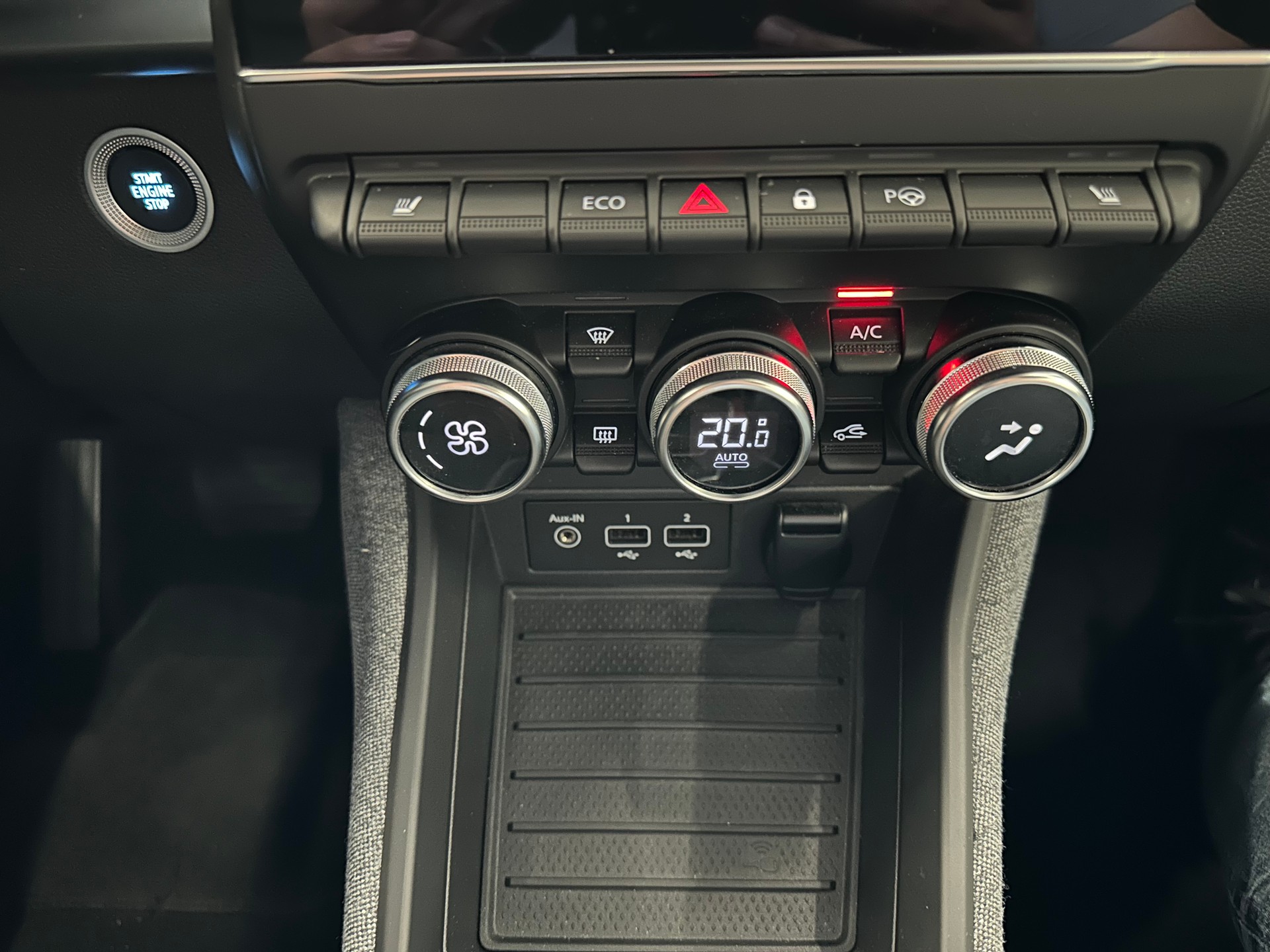 RENAULT Zoe Intens R135 (incl. Batterie)-image-12