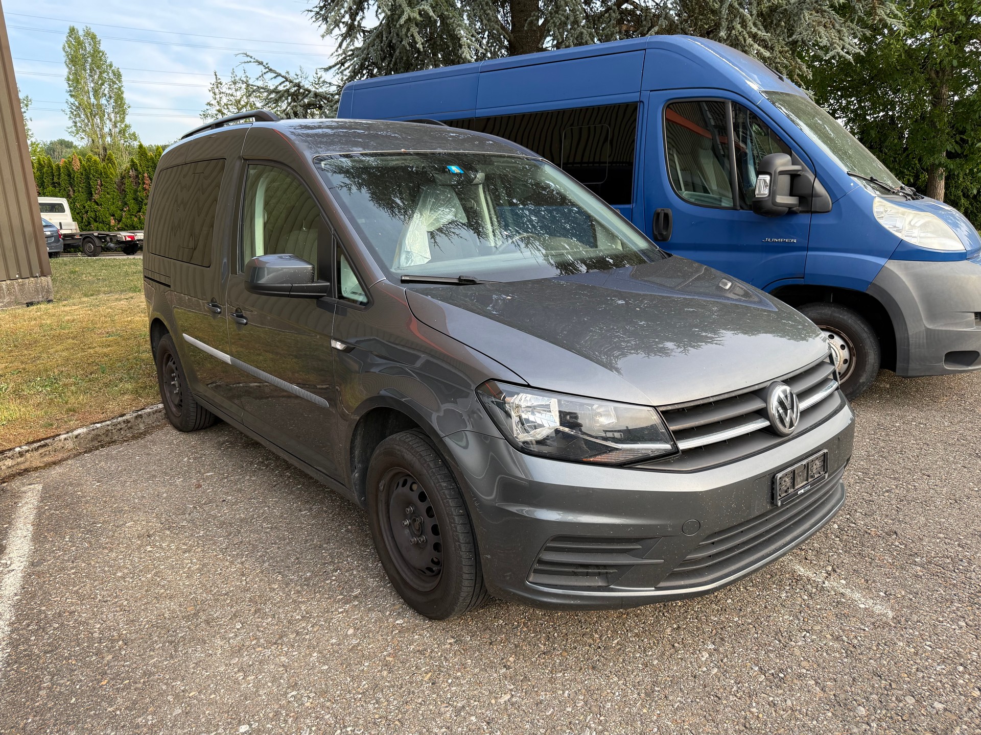 VW Caddy 1.2 TSI Family Beach-image-1