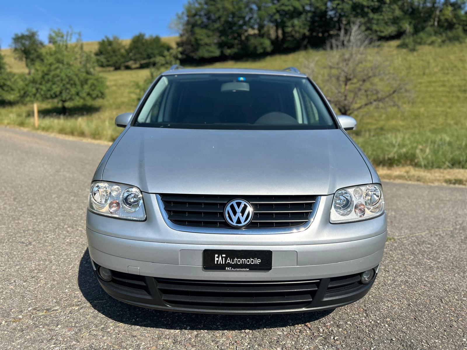 VW Touran 2.0 TDI Highline-image-7