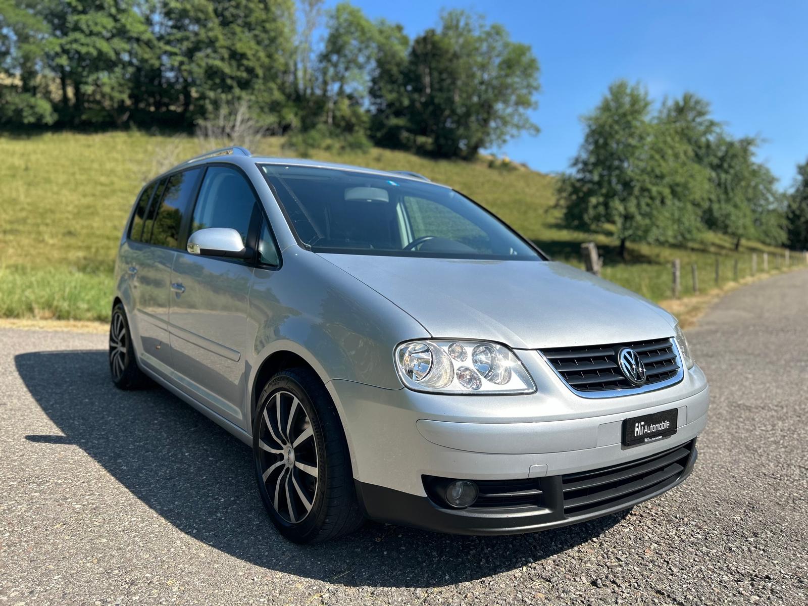 VW Touran 2.0 TDI Highline-image-6