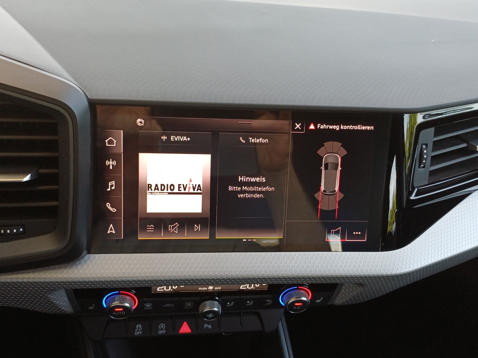 AUDI A1 Sportback 30 TFSI advanced Attraction S-tronic-image-14