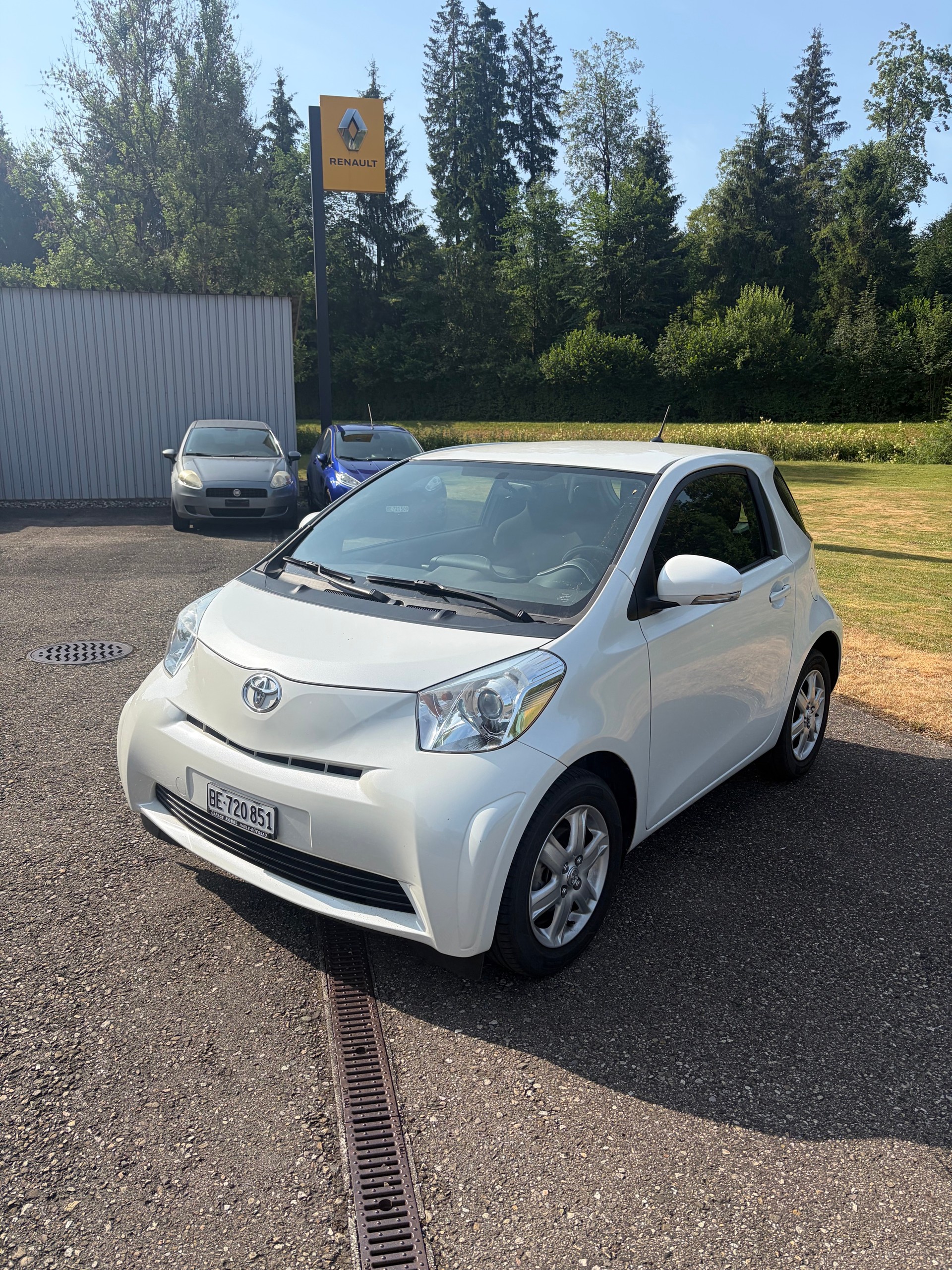 TOYOTA iQ2 1.0 VVT-i-showroom-element-1