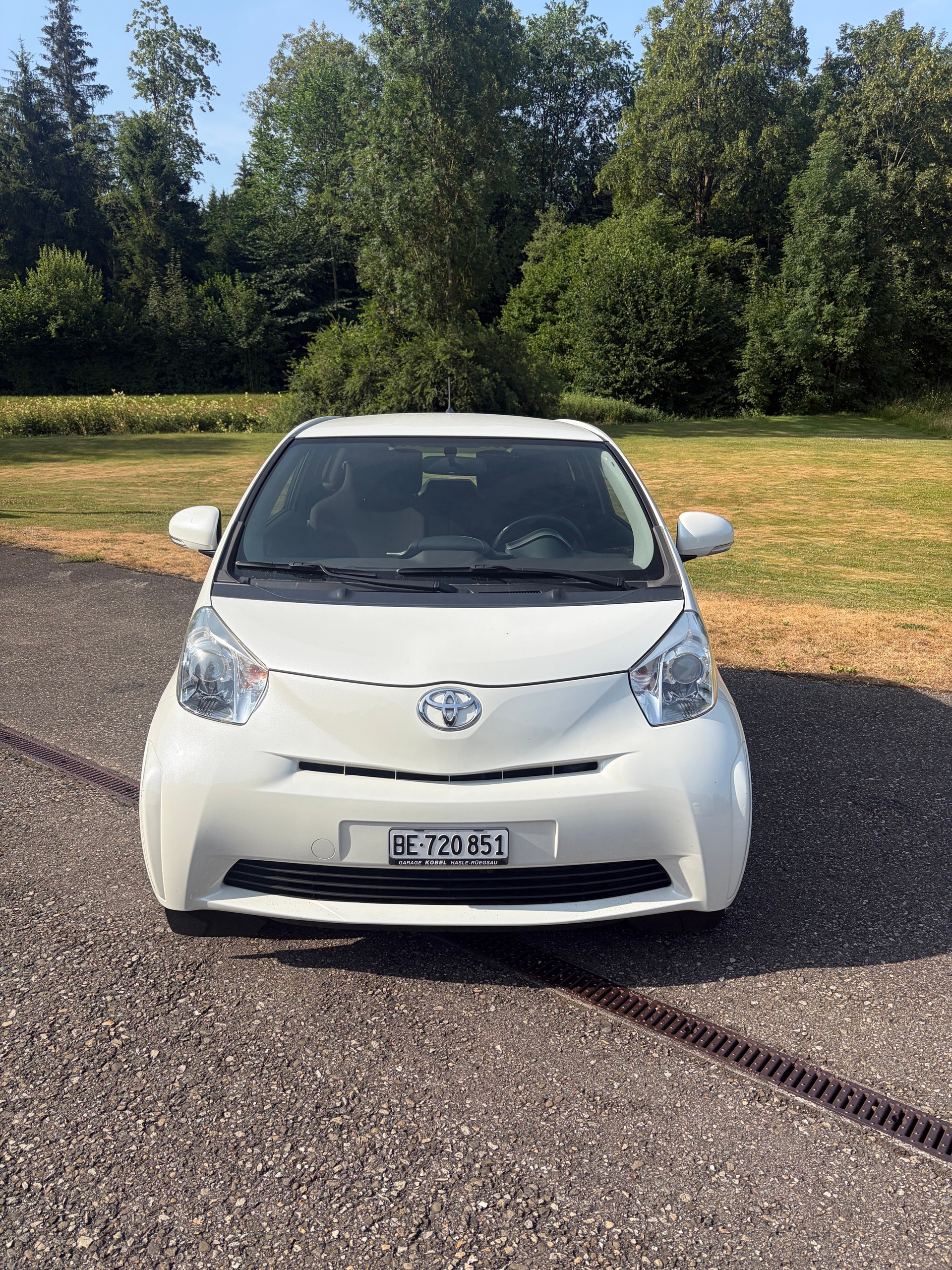 TOYOTA iQ2 1.0 VVT-i