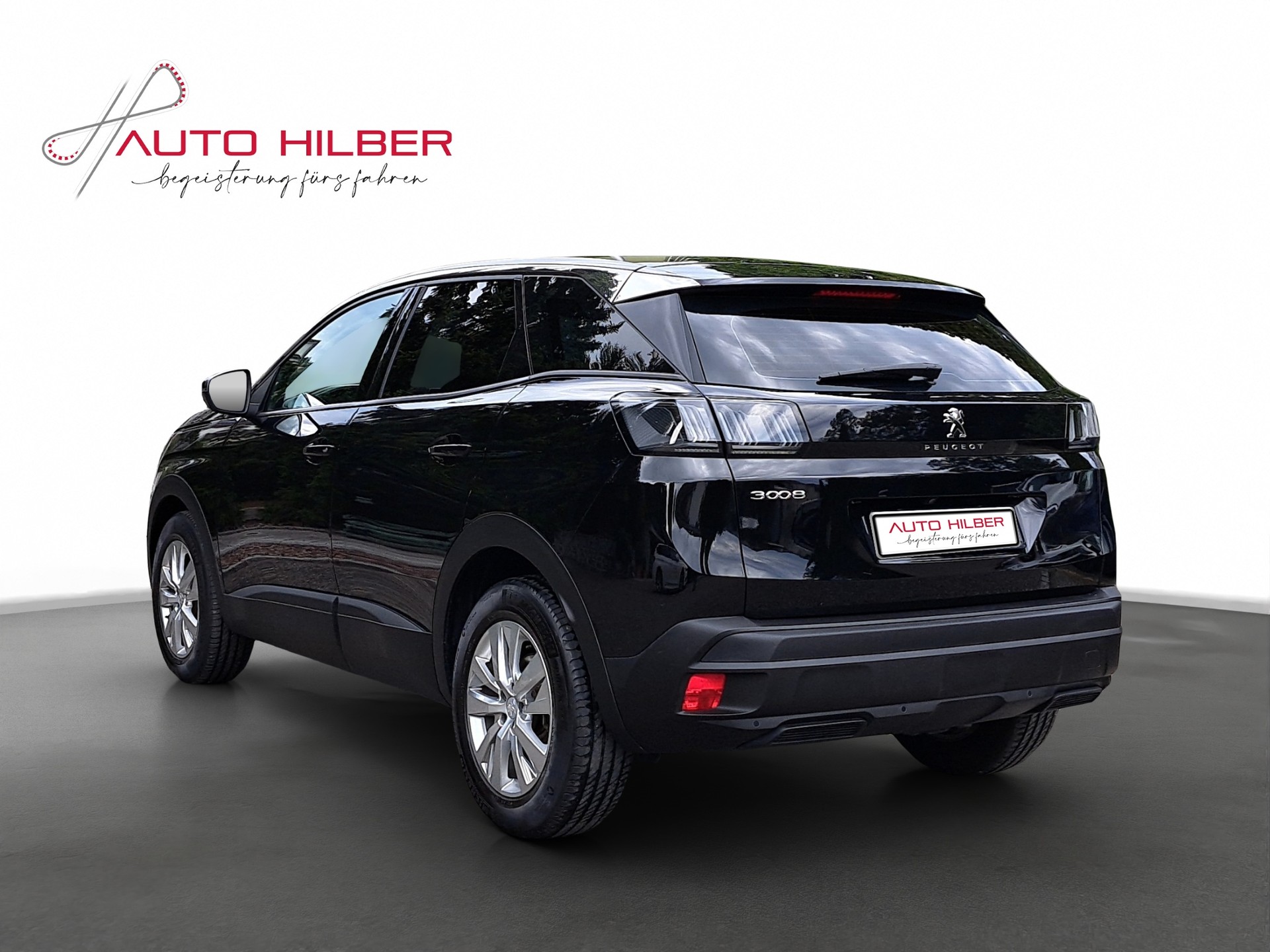 PEUGEOT 3008 1.2 PureTech Active Pack EAT8 *Carplay*-image-3