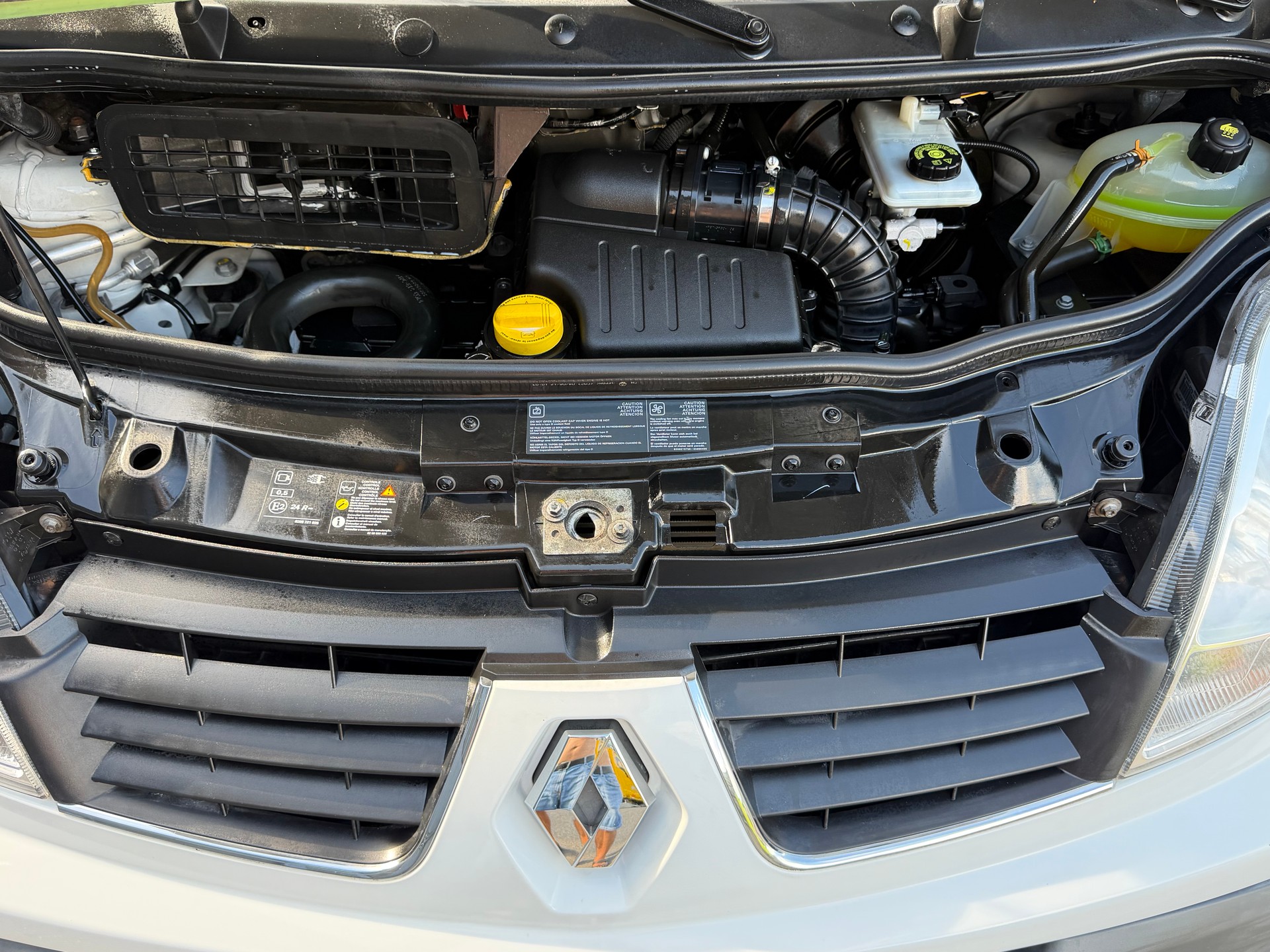 RENAULT Trafic 2.0 dCi 115 2.9t L1H1-image-16
