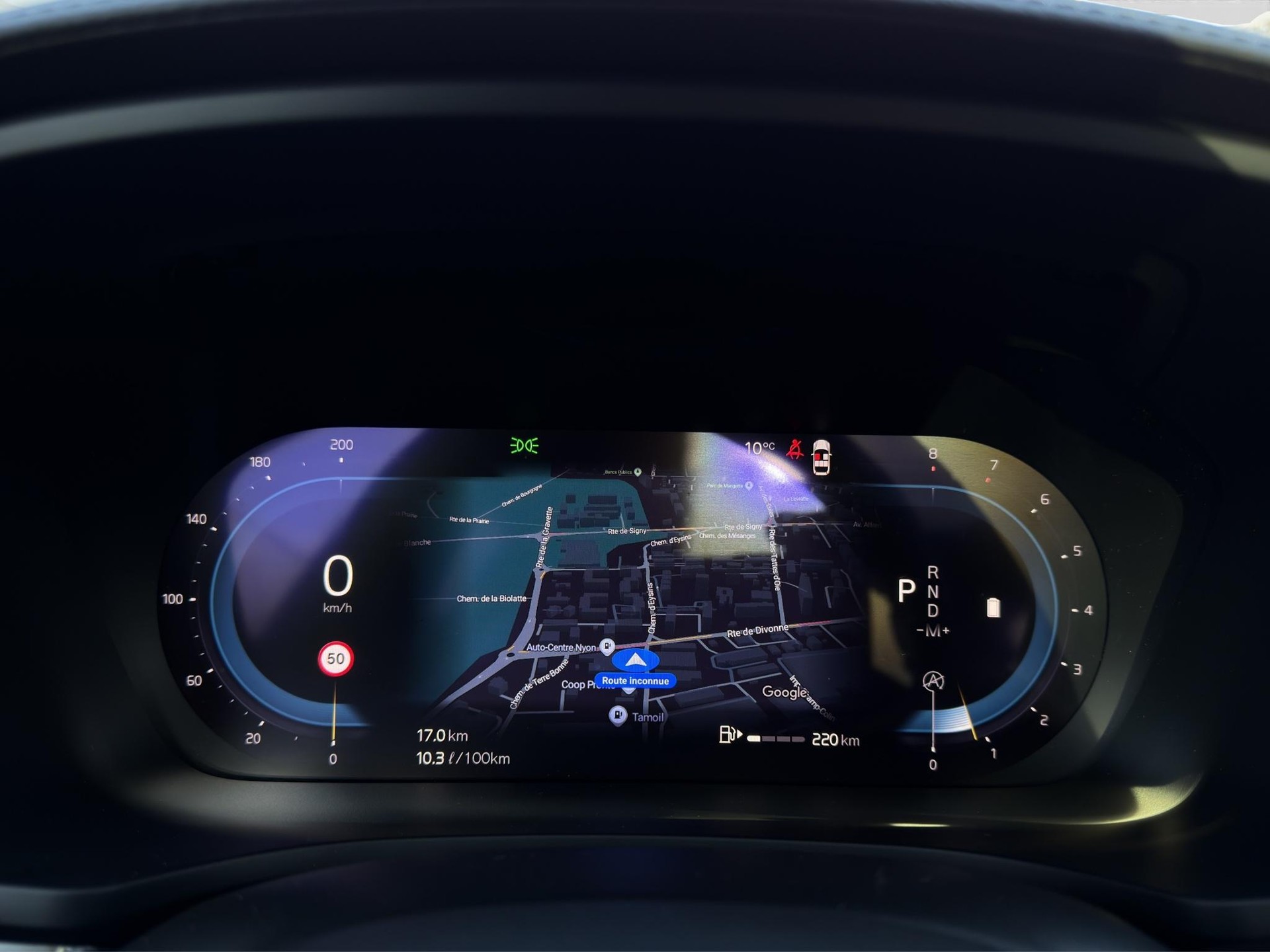 VOLVO V60 2.0 B5 Ultimate Dark AWD-image-3