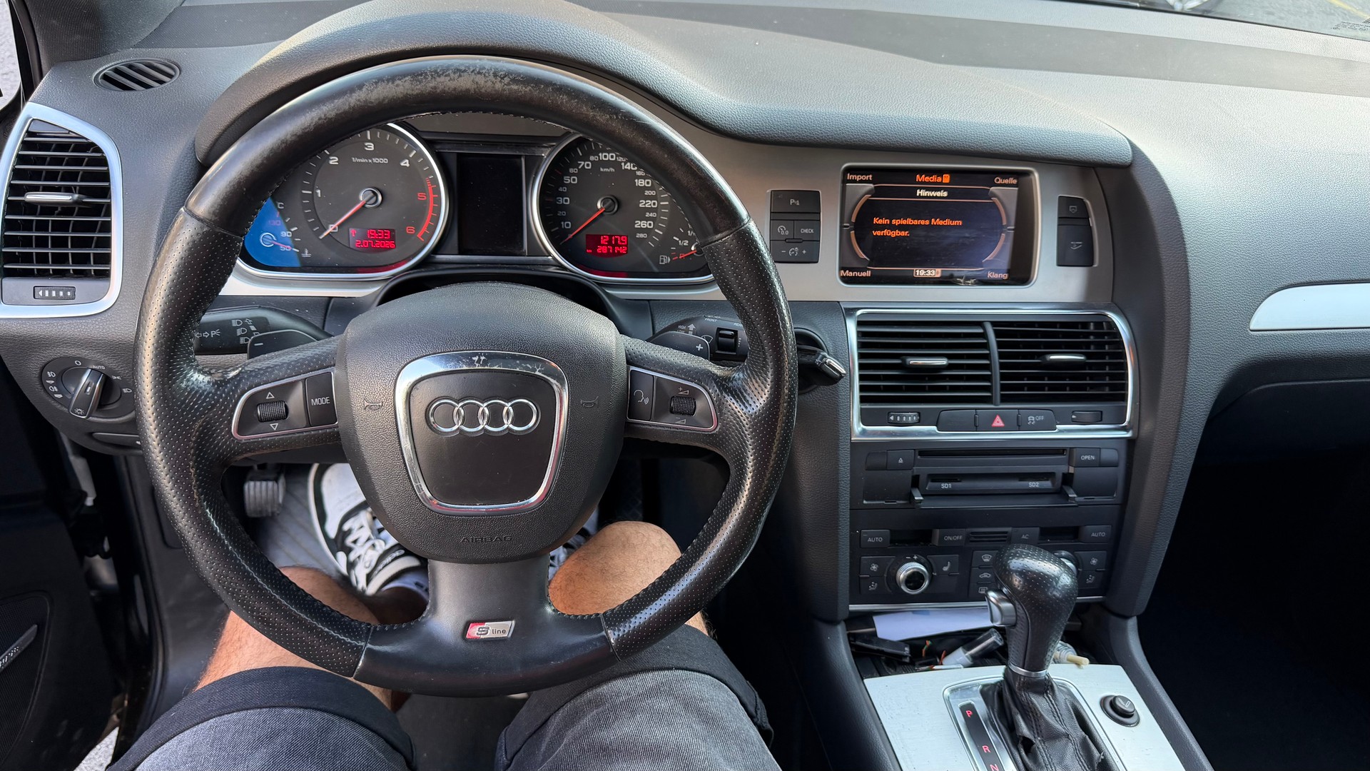 AUDI Q7 3.0 TDI addBlue quattro tiptronic-image-7