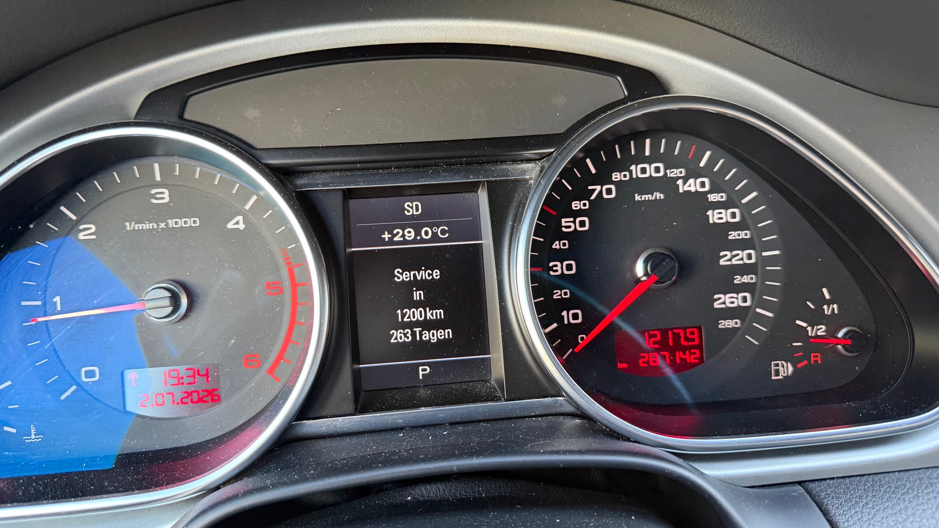 AUDI Q7 3.0 TDI addBlue quattro tiptronic-image-12