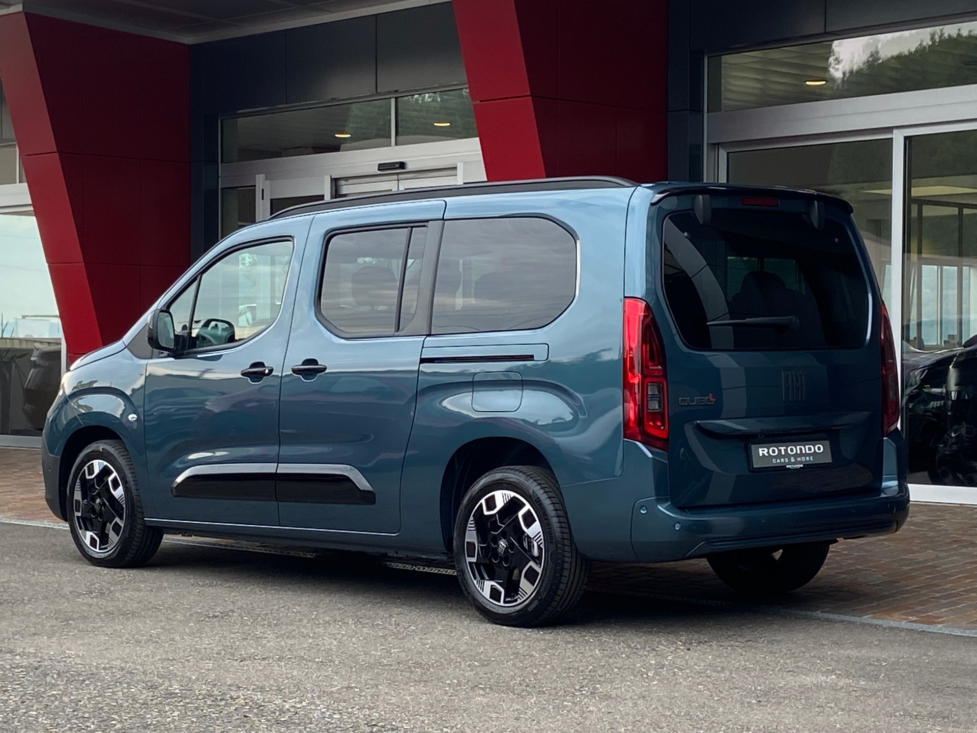FIAT Qubo L 1.5 D La Prima 7-Sitzer-image-23