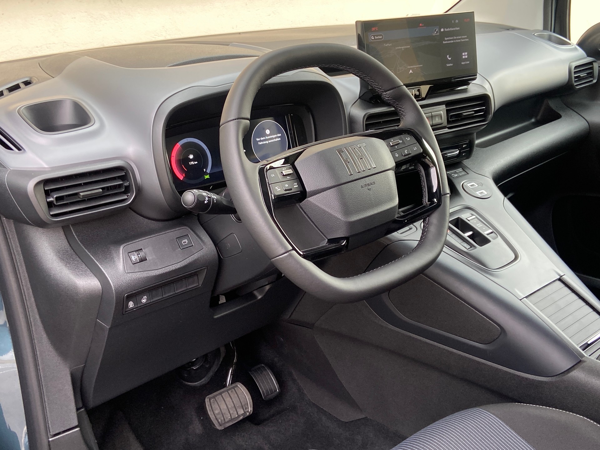 FIAT Qubo L 1.5 D La Prima 7-Sitzer-image-4