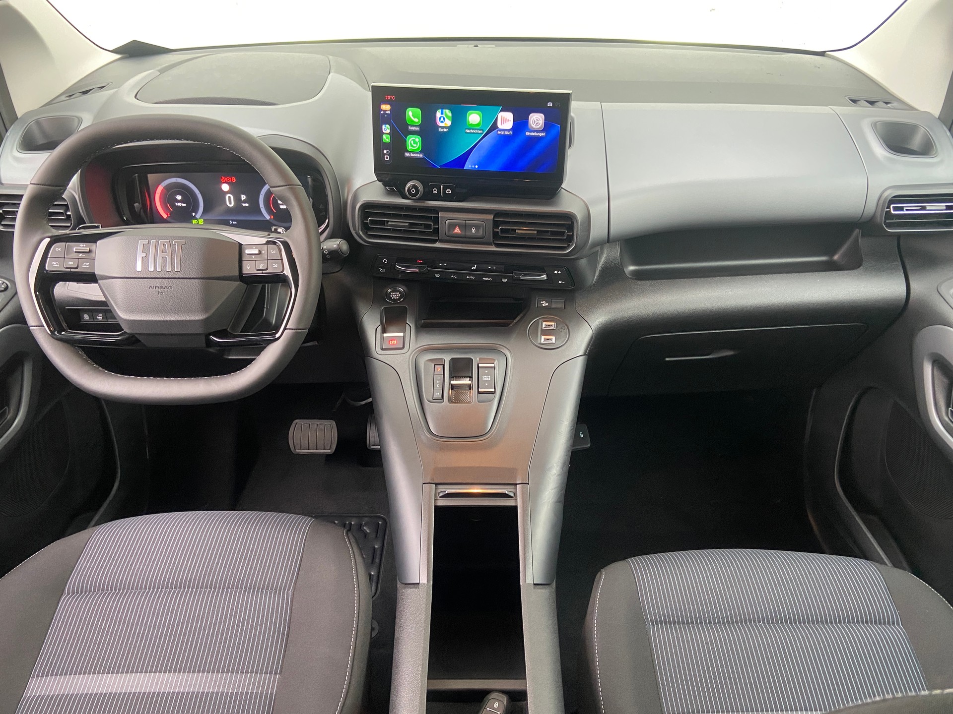 FIAT Qubo L 1.5 D La Prima 7-Sitzer-showroom-element-3