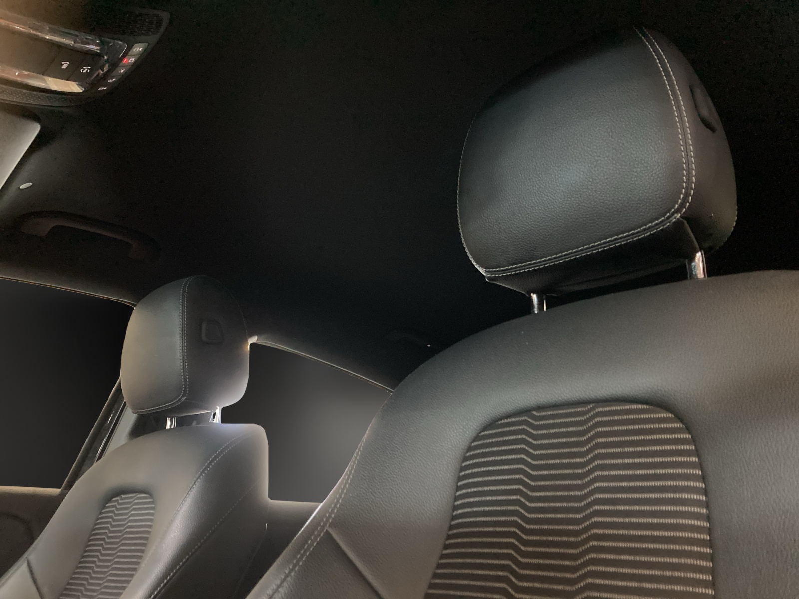 MERCEDES-BENZ EQA 300 4Matic-image-8
