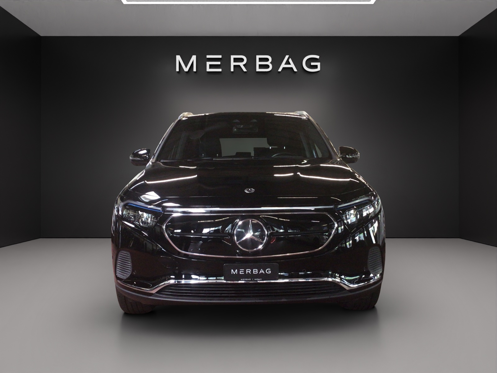MERCEDES-BENZ EQA 300 4Matic-image-2