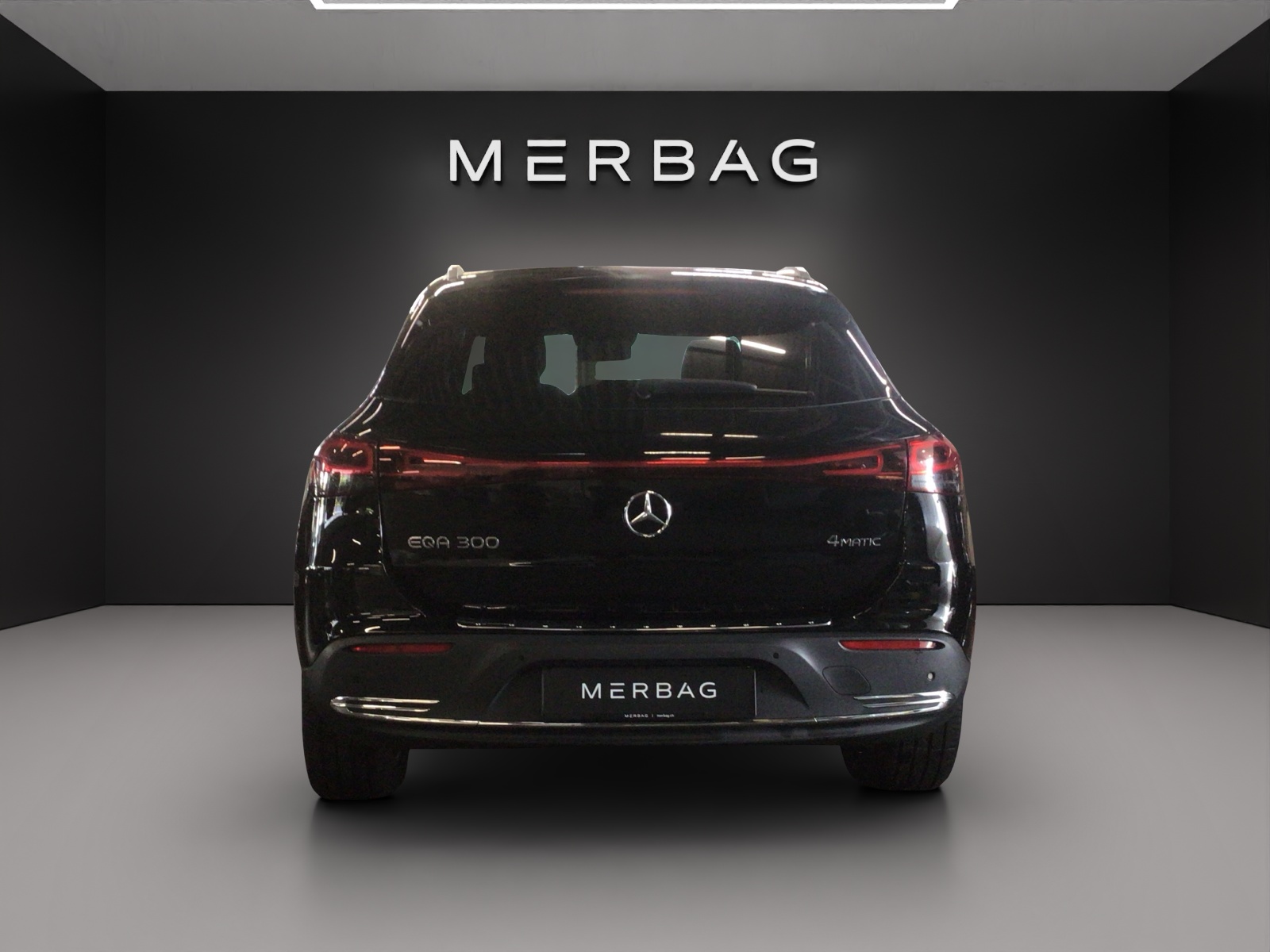 MERCEDES-BENZ EQA 300 4Matic-image-13