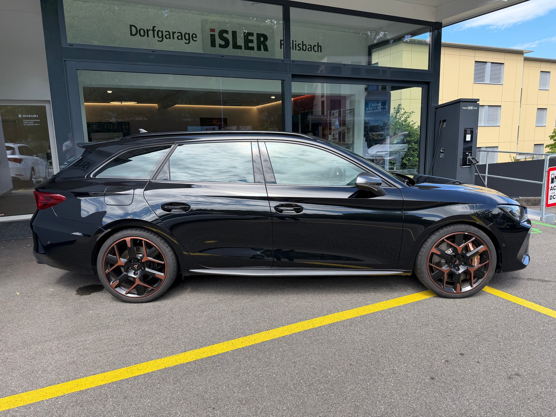 CUPRA LEON ST 2.0 TSI Extreme DSG 4Drive-image-1