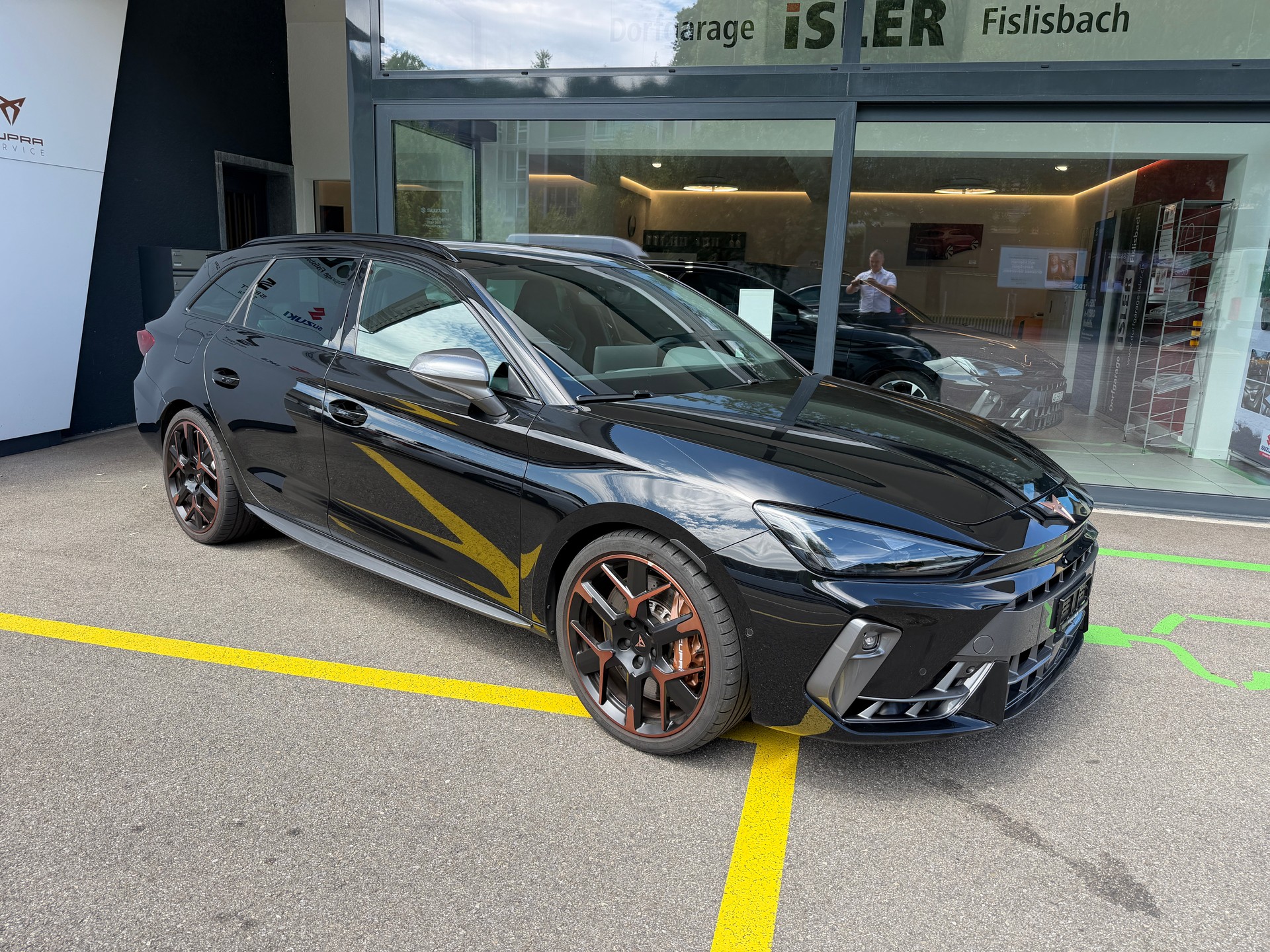 CUPRA LEON ST 2.0 TSI Extreme DSG 4Drive-image-0