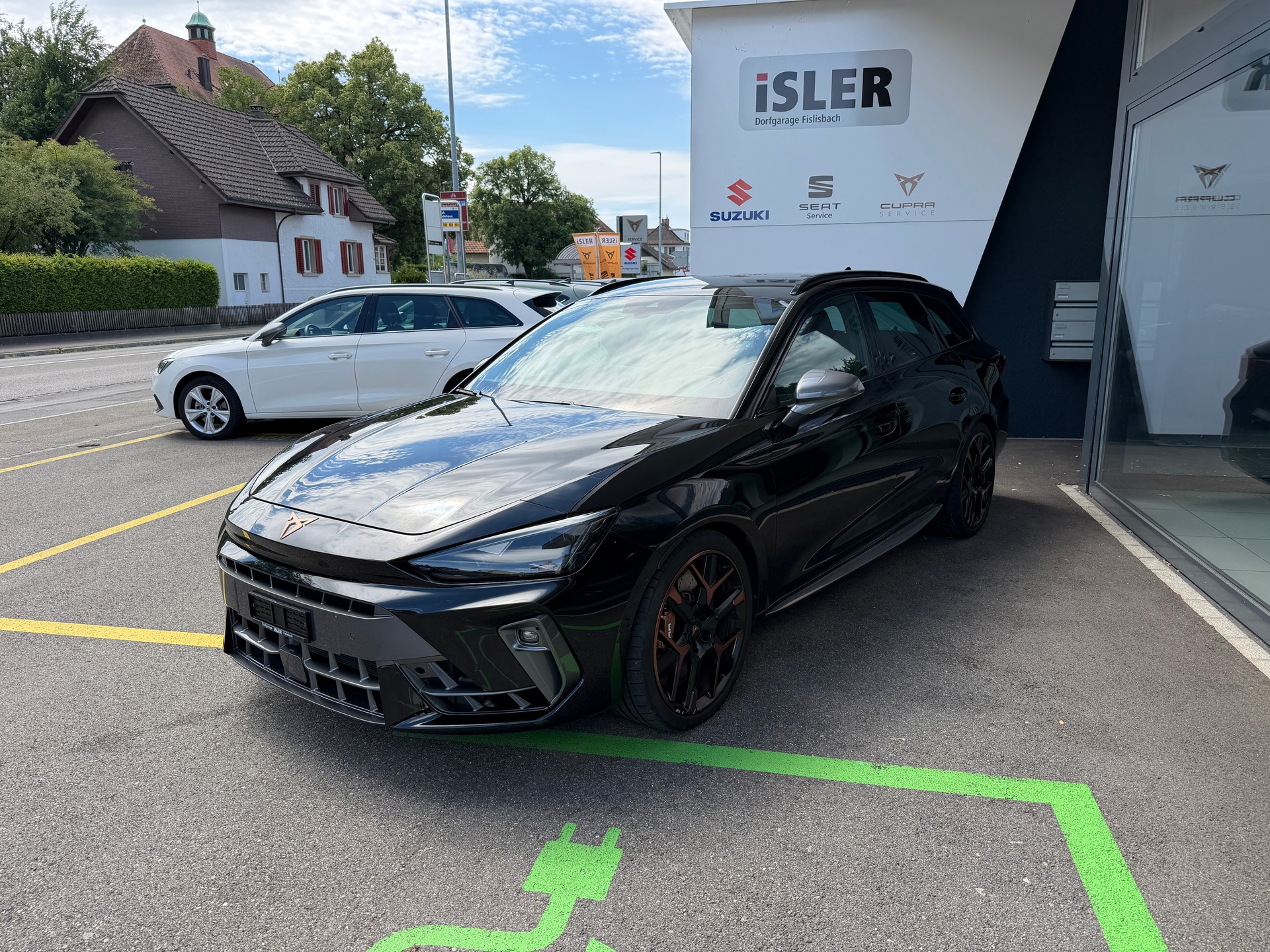 CUPRA LEON ST 2.0 TSI Extreme DSG 4Drive-image-2