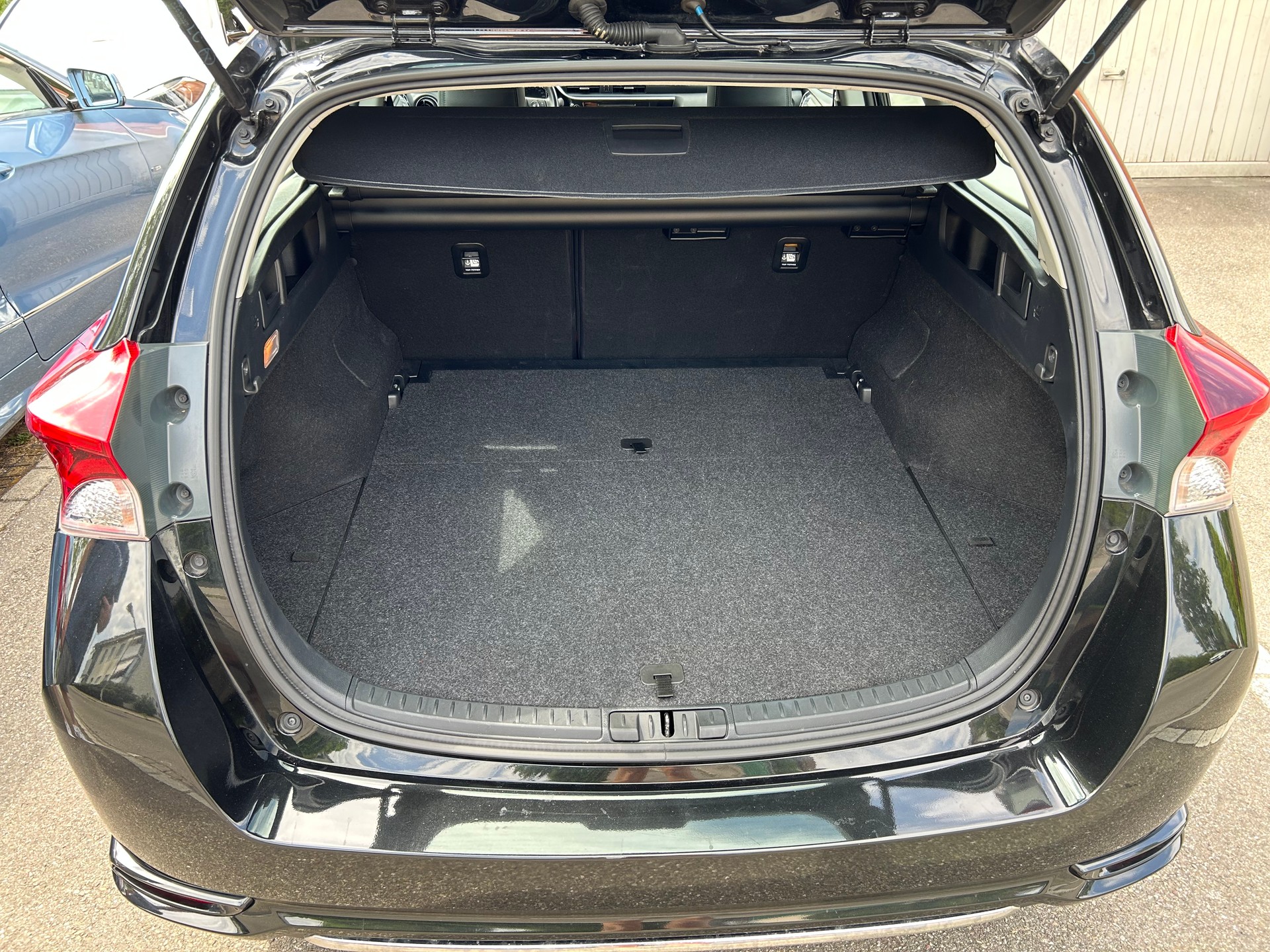 TOYOTA TOYOTA Auris 1.2 Turbo-image-5