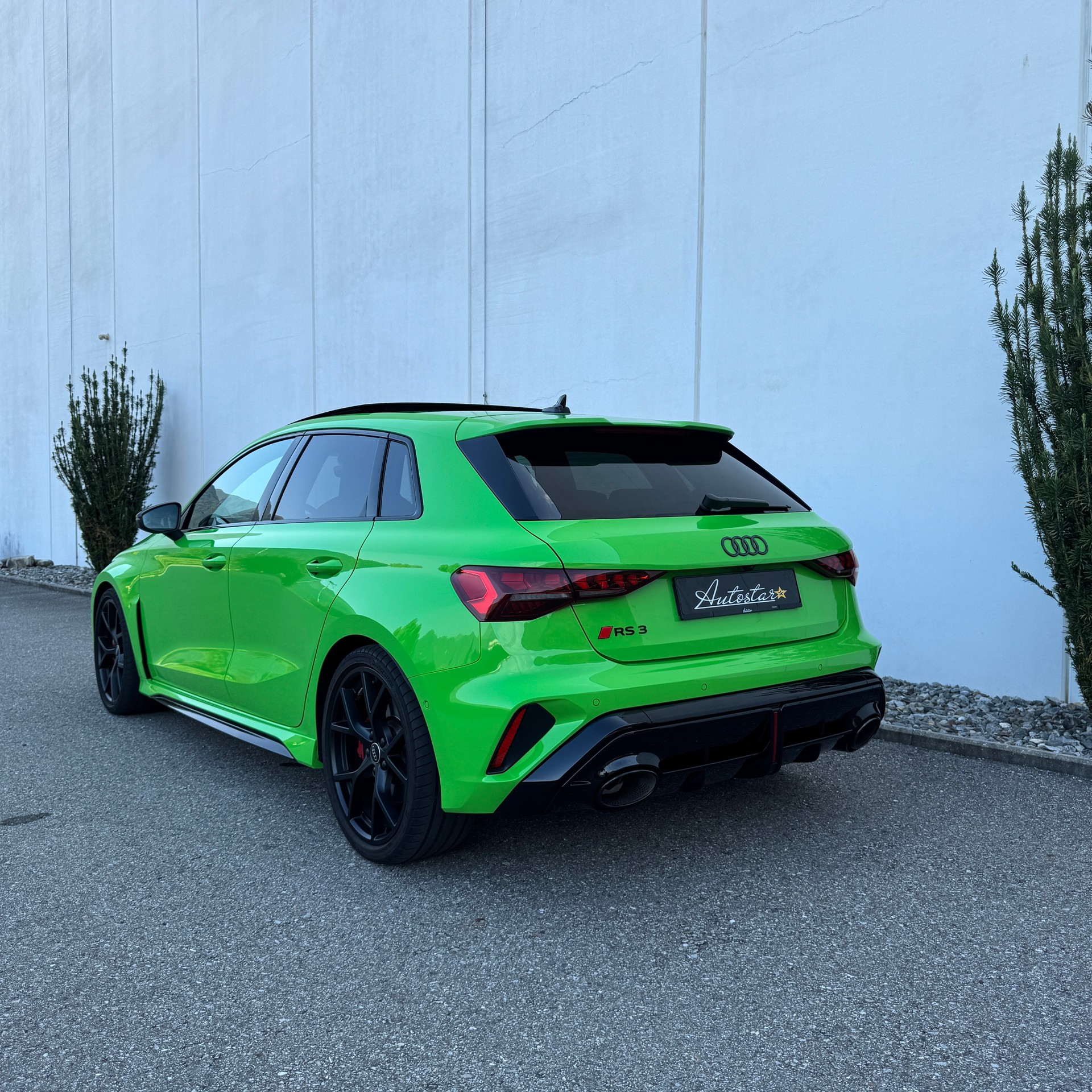 AUDI RS3 Sportback 2.5 TSI quattro S-tronic-image-5