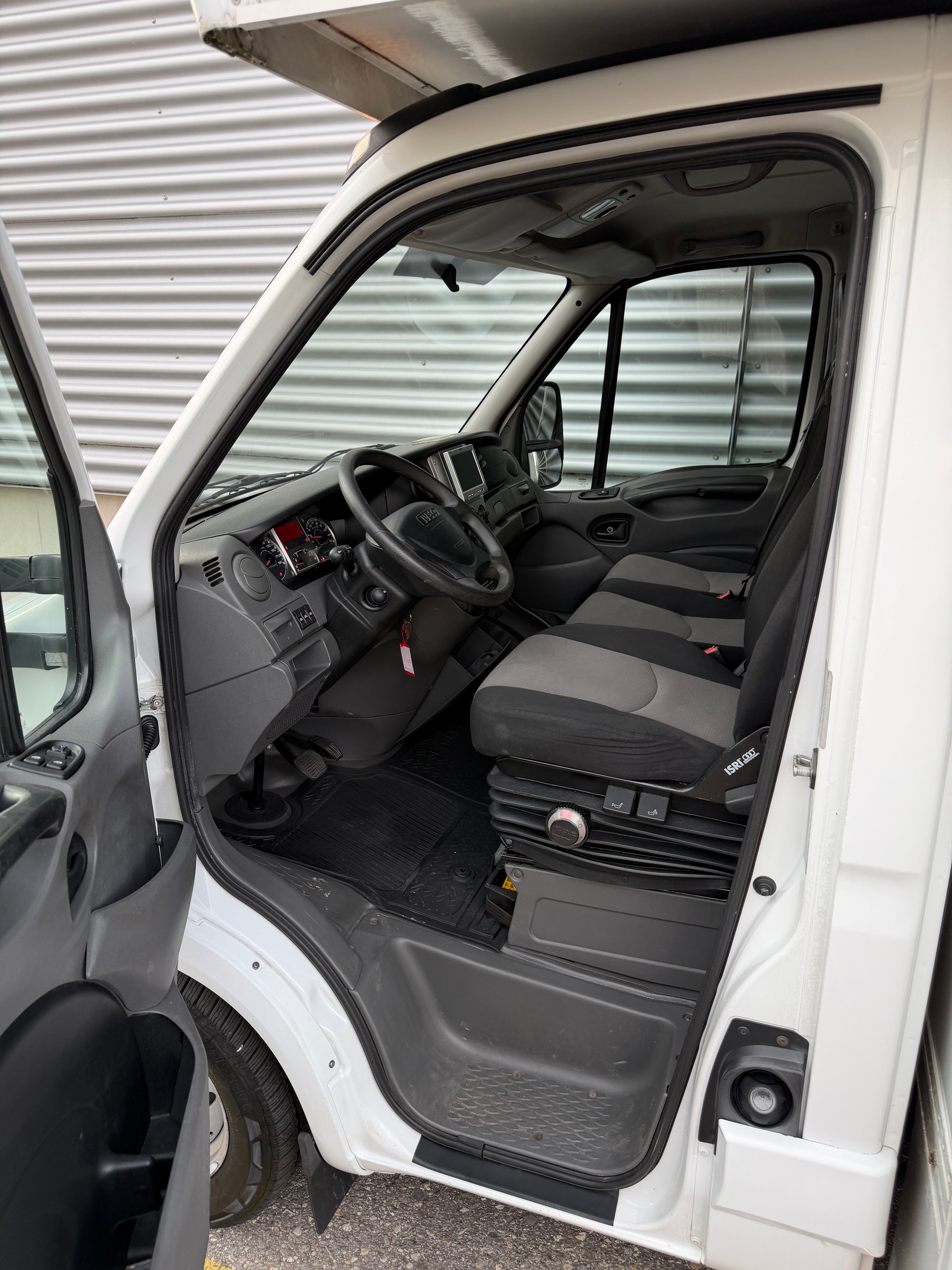 IVECO 35 S 18 GBEA15B1B1-image-8