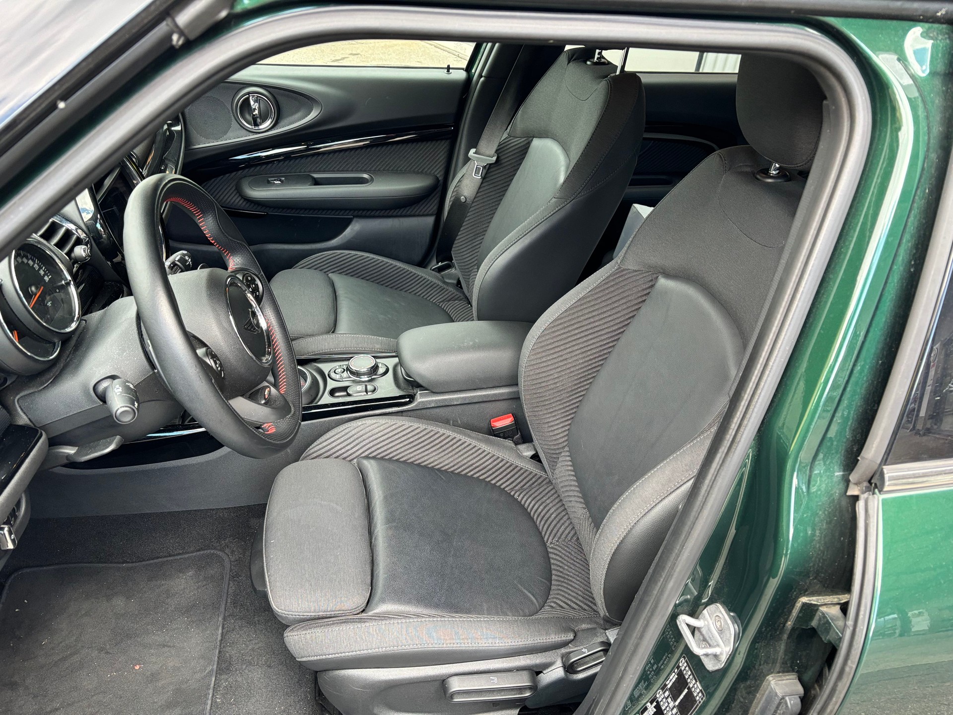MINI Clubman Cooper S ALL4 Steptronic-image-4