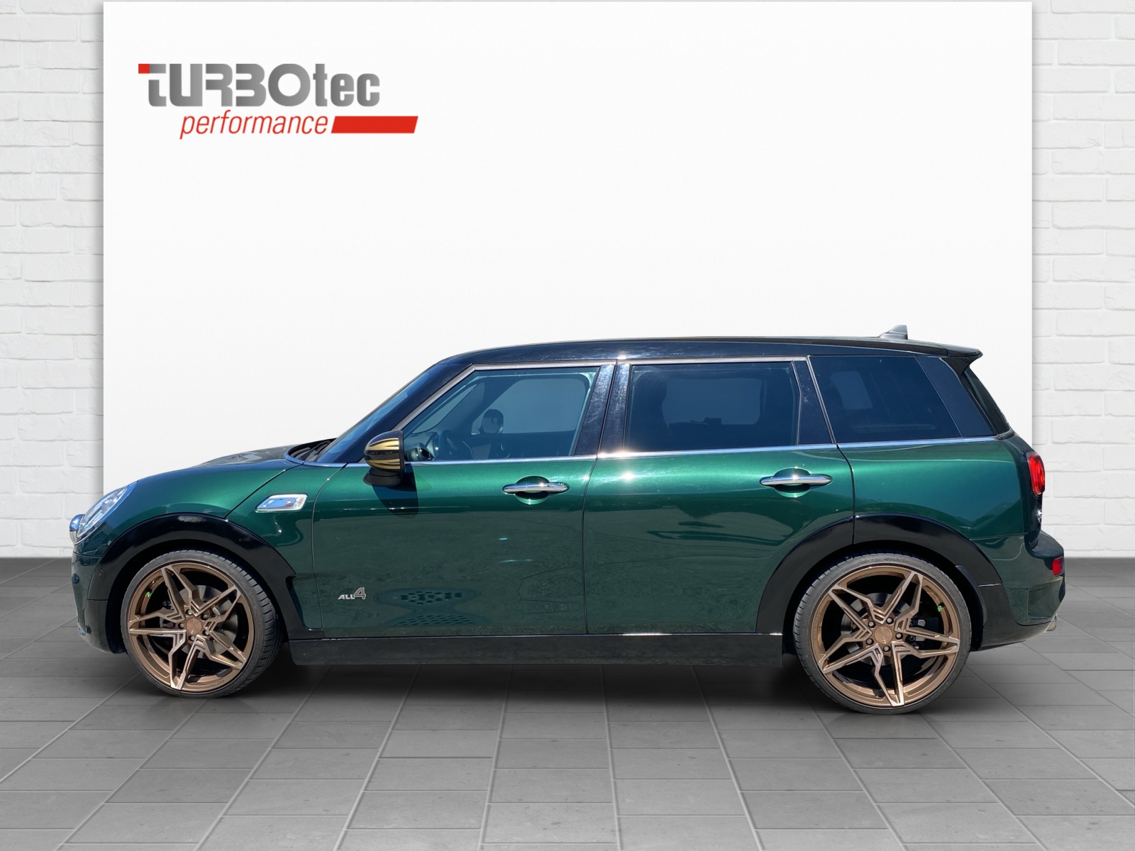 MINI Clubman Cooper S ALL4 Steptronic-image-1