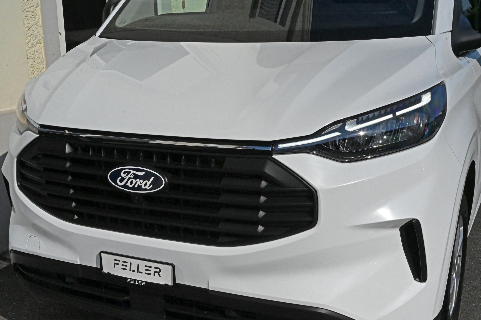 FORD Transit Custom Combi 320 L2H1 Trend Automat **AHK 3.5T**-image-3