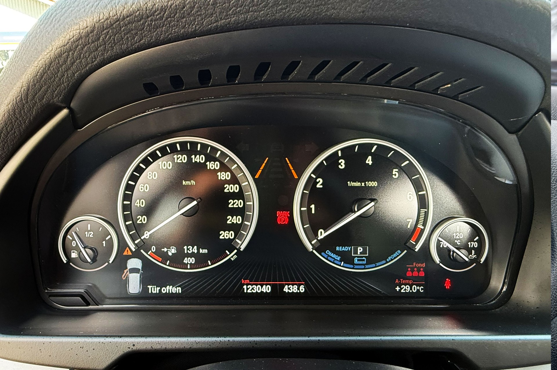 BMW X5 xDrive 40e iPerformance Steptronic-image-14