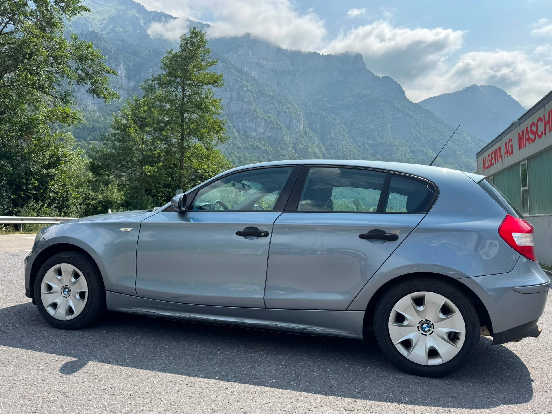 BMW 116i-image-6