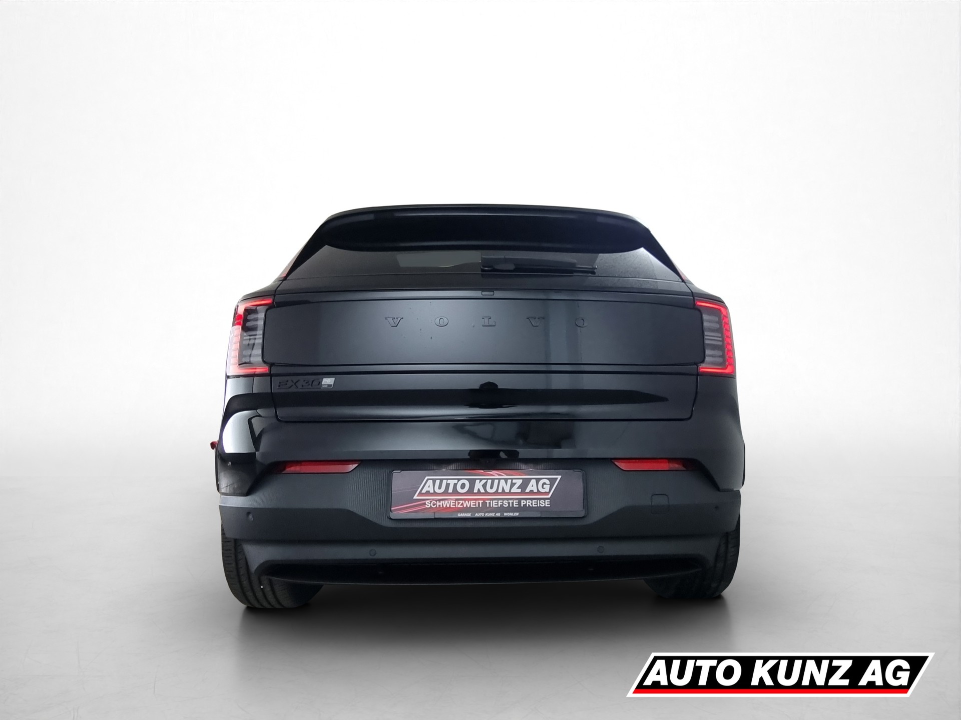 VOLVO EX 30 Twin Motor Performance Plus AWD-image-4